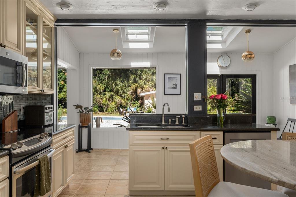 Gainesville, Florida, 32605, United States, 4 Bedrooms Bedrooms, ,3 BathroomsBathrooms,Residential,For Sale,1989463