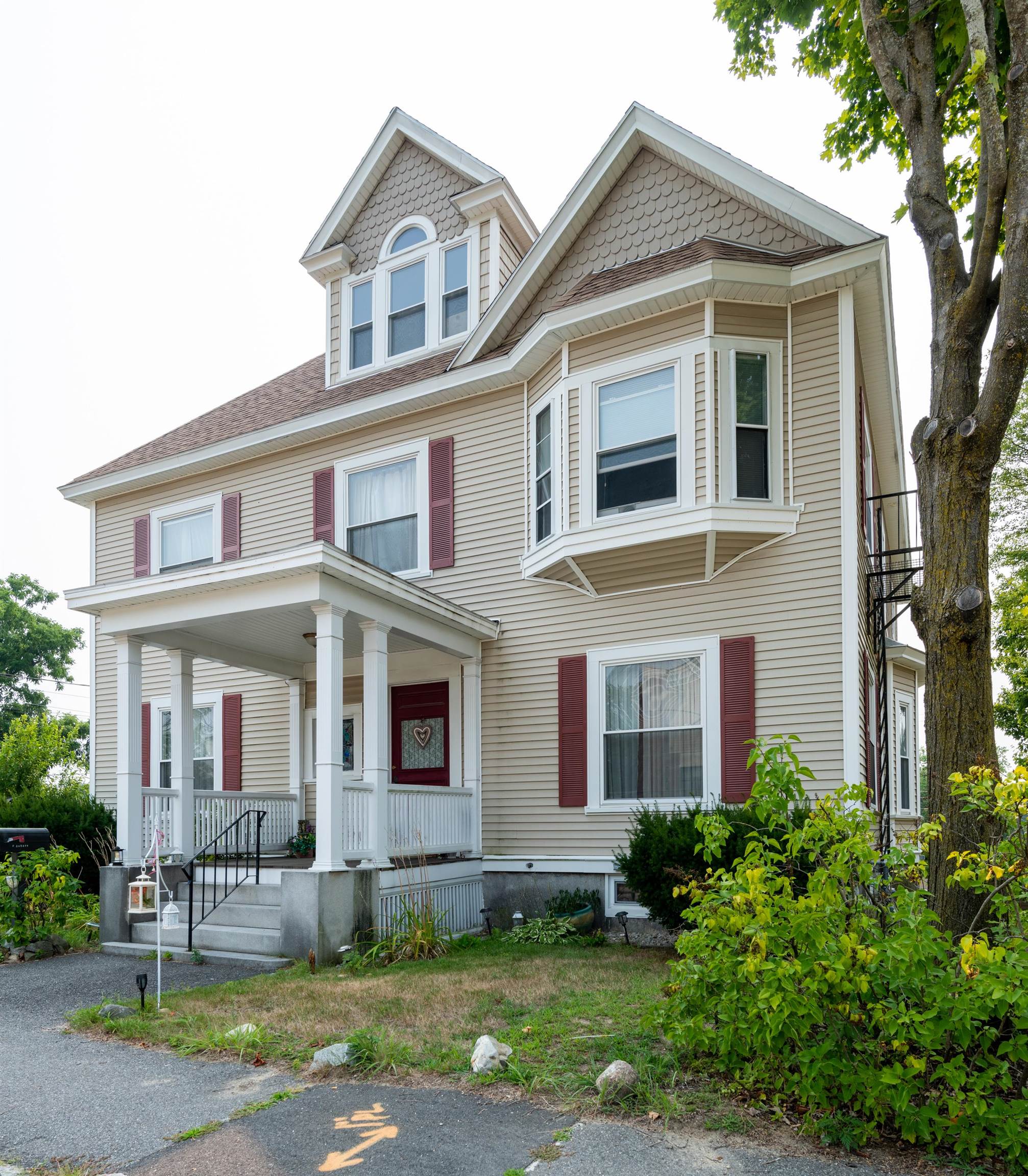 Nashua, New Hampshire, 03064, United States, ,Residential,For Sale,1924179