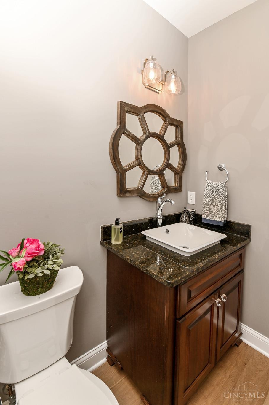 Madeira, Ohio, 45243, United States, 3 Bedrooms Bedrooms, ,4 BathroomsBathrooms,Residential,For Sale,1940356