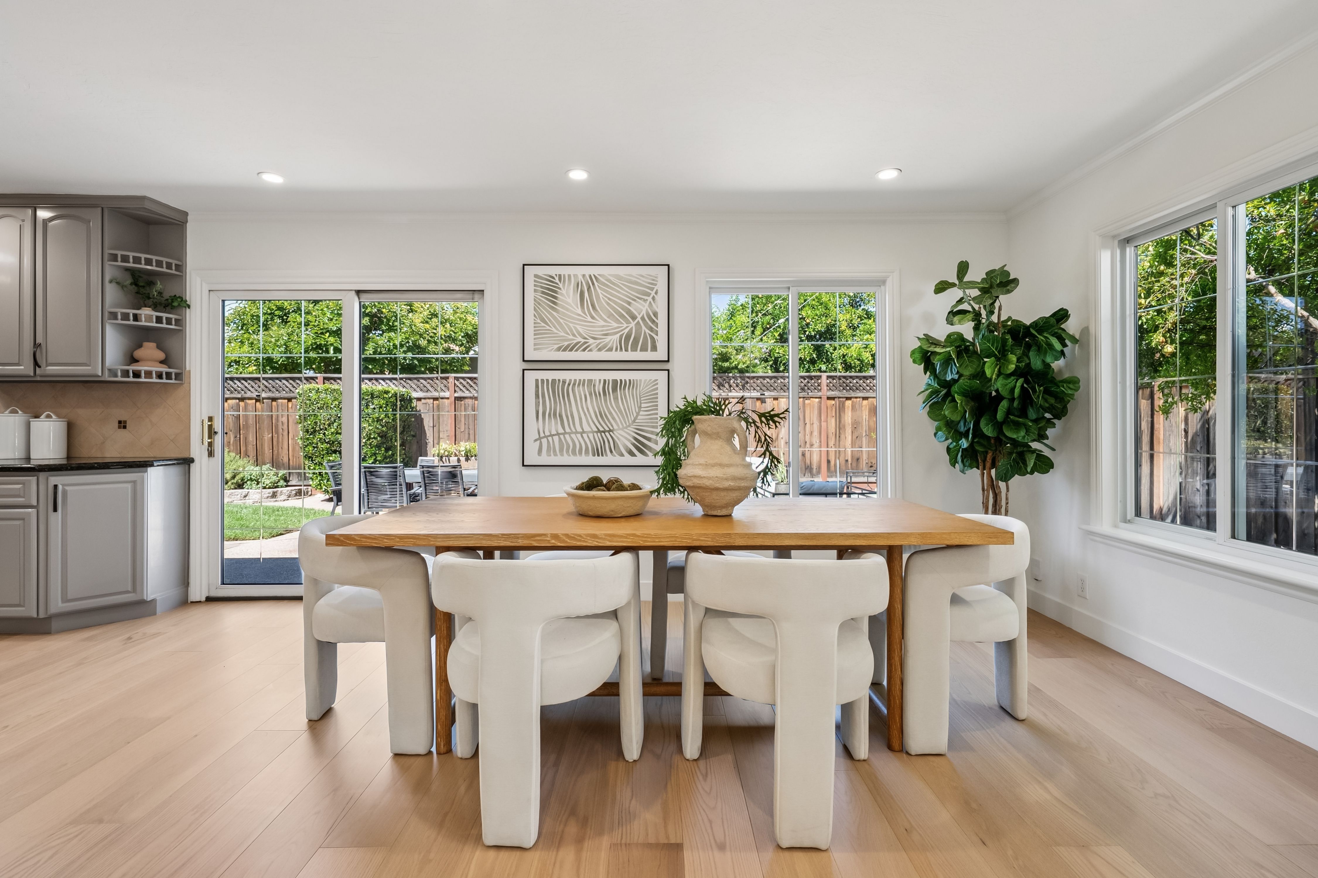  Spanish-Inspired Courtyard Retreat in Cambrian - 物件實景