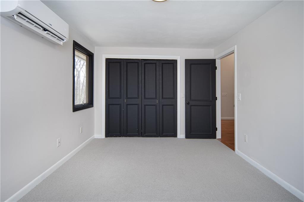 East Greenwich, Rhode Island, 02818, United States, 3 Bedrooms Bedrooms, ,3 BathroomsBathrooms,Residential,For Sale,1905846