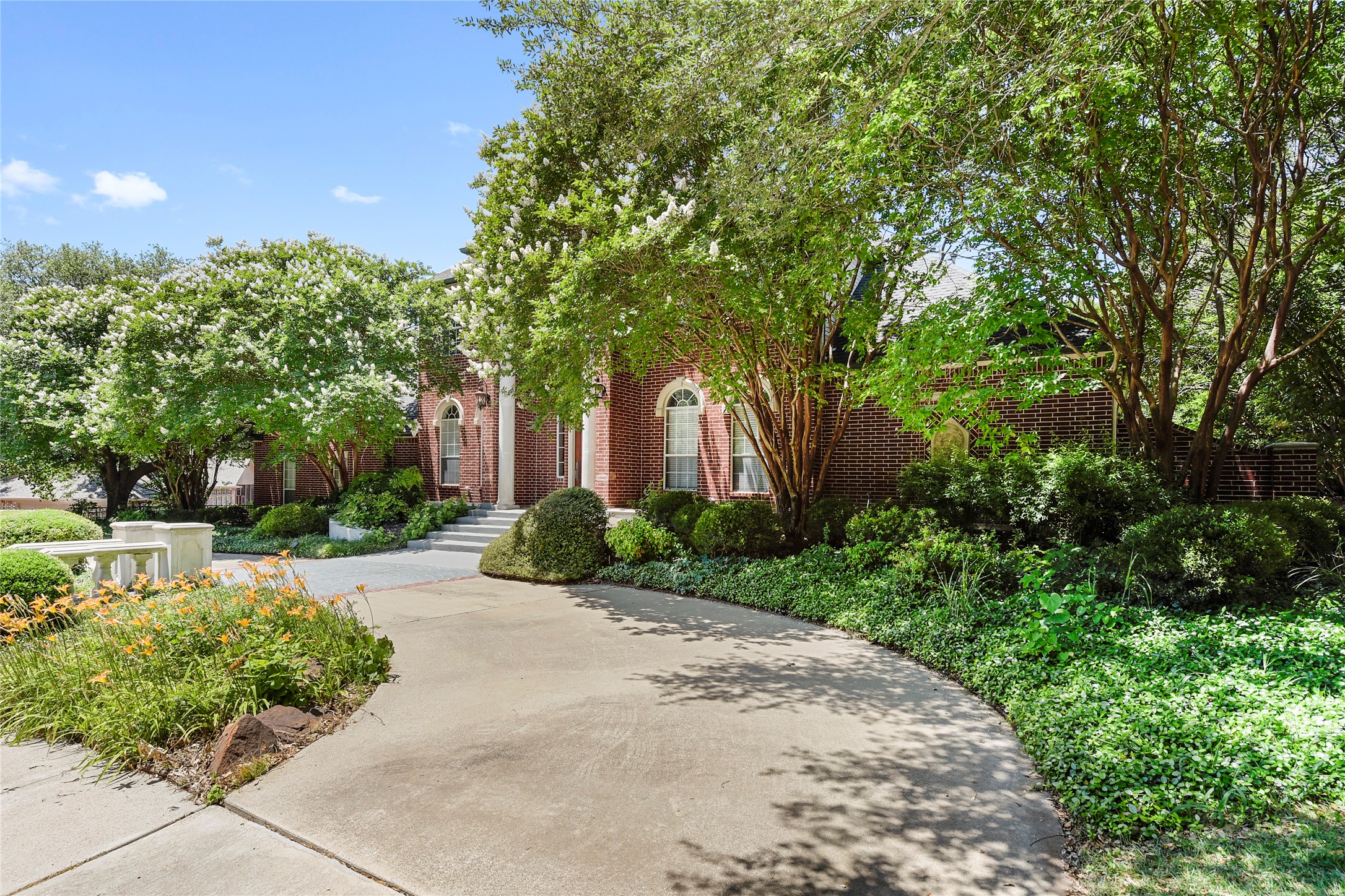 Heath, Texas, 75032, United States, 4 Bedrooms Bedrooms, ,3 BathroomsBathrooms,Residential,For Sale,1829391