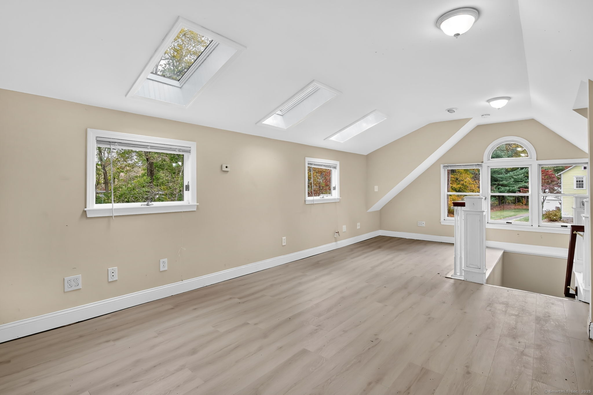 Glastonbury, Connecticut, 06033, United States, 4 Bedrooms Bedrooms, ,3 BathroomsBathrooms,Residential,For Sale,1988167