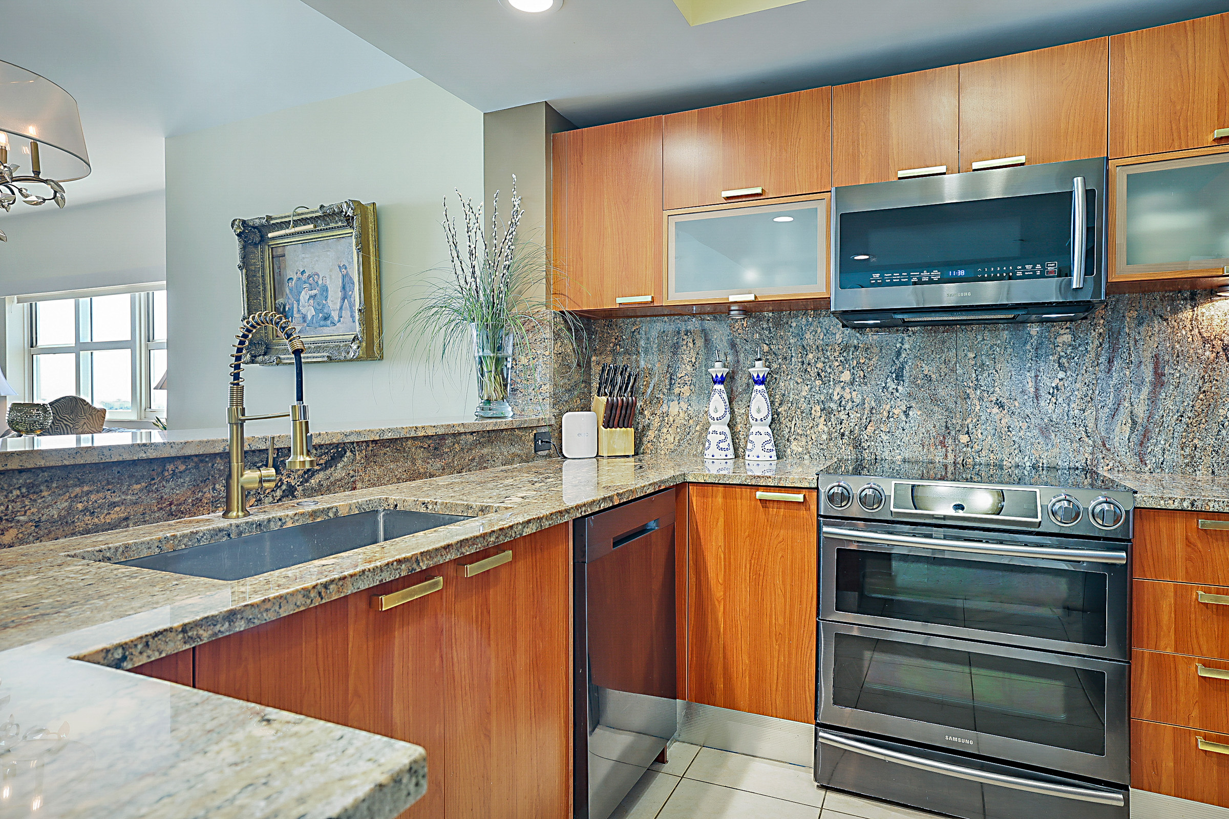  2640 Lake Shore Drive, Riviera Beach, FL, 33404 - 物件實景