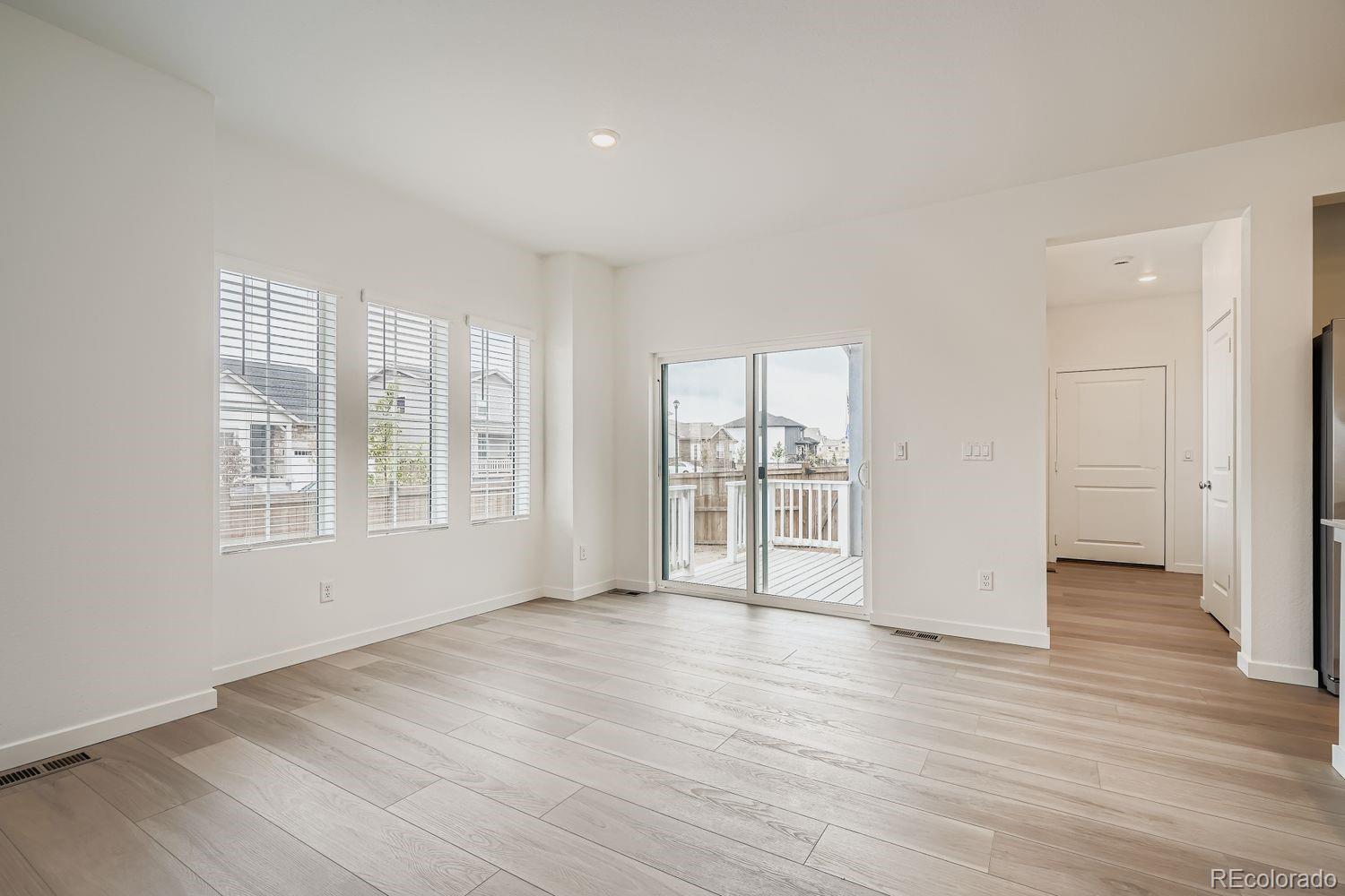 Thornton, Colorado, 80602, United States, 3 Bedrooms Bedrooms, ,2 BathroomsBathrooms,Residential,For Sale,1960668