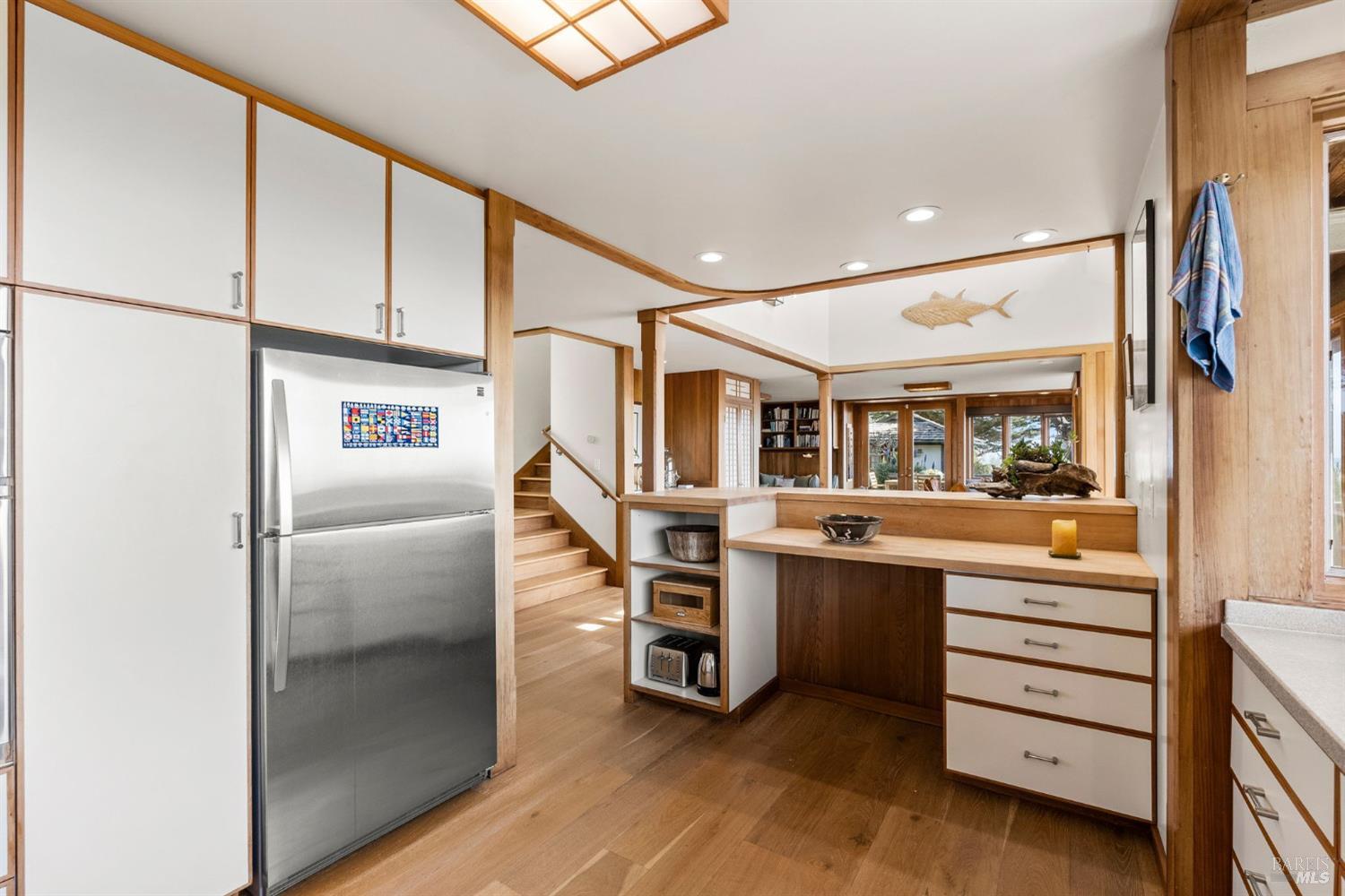 Bolinas, California, 94924, United States, 2 Bedrooms Bedrooms, ,3 BathroomsBathrooms,Residential,For Sale,1906337