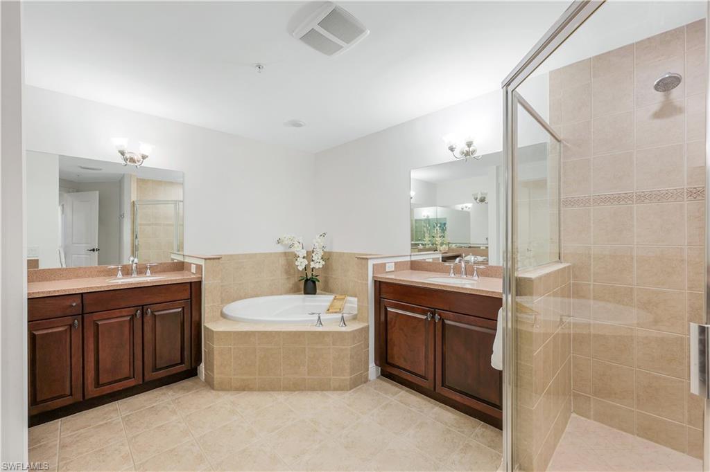 Cape Coral, Florida, 33914, United States, 3 Bedrooms Bedrooms, ,4 BathroomsBathrooms,Residential,For Sale,1950965
