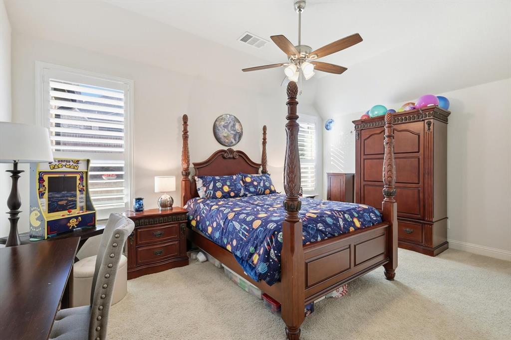 Little Elm, Texas, 75068, United States, 4 Bedrooms Bedrooms, ,4 BathroomsBathrooms,Residential,For Sale,1985757