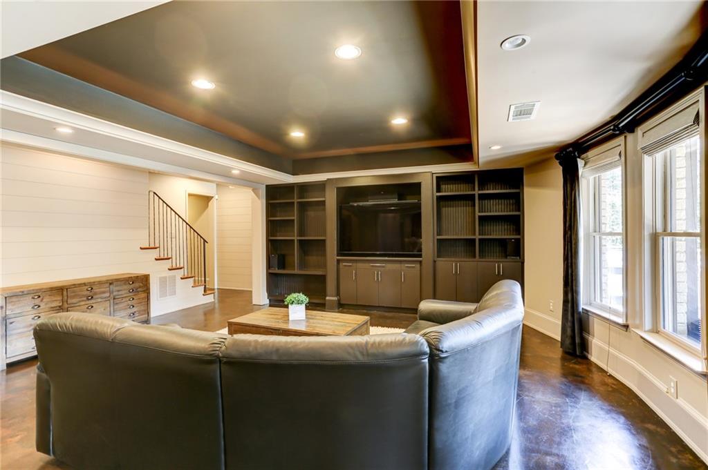 Suwanee, Georgia, 30024, United States, 5 Bedrooms Bedrooms, ,5 BathroomsBathrooms,Residential,For Sale,2025852