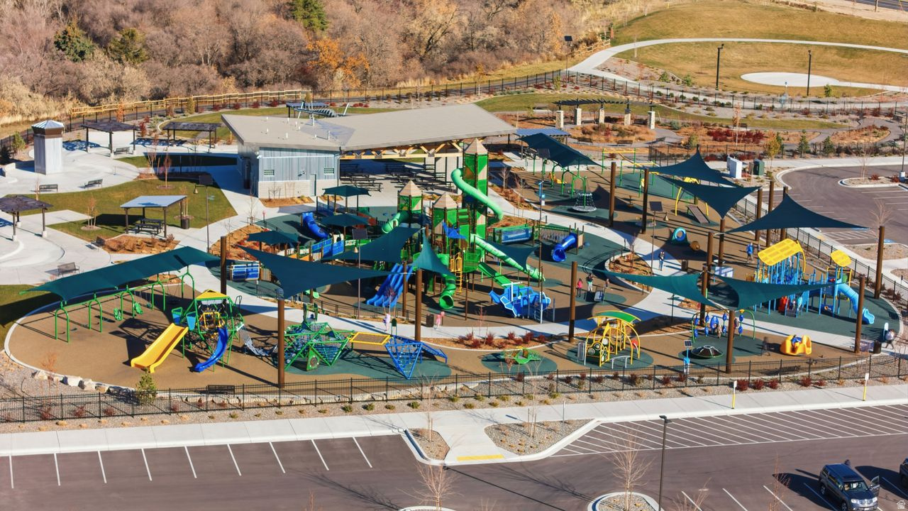 Lehi, Utah, 84043, United States, 4 Bedrooms Bedrooms, ,2 BathroomsBathrooms,Residential,For Sale,2000499