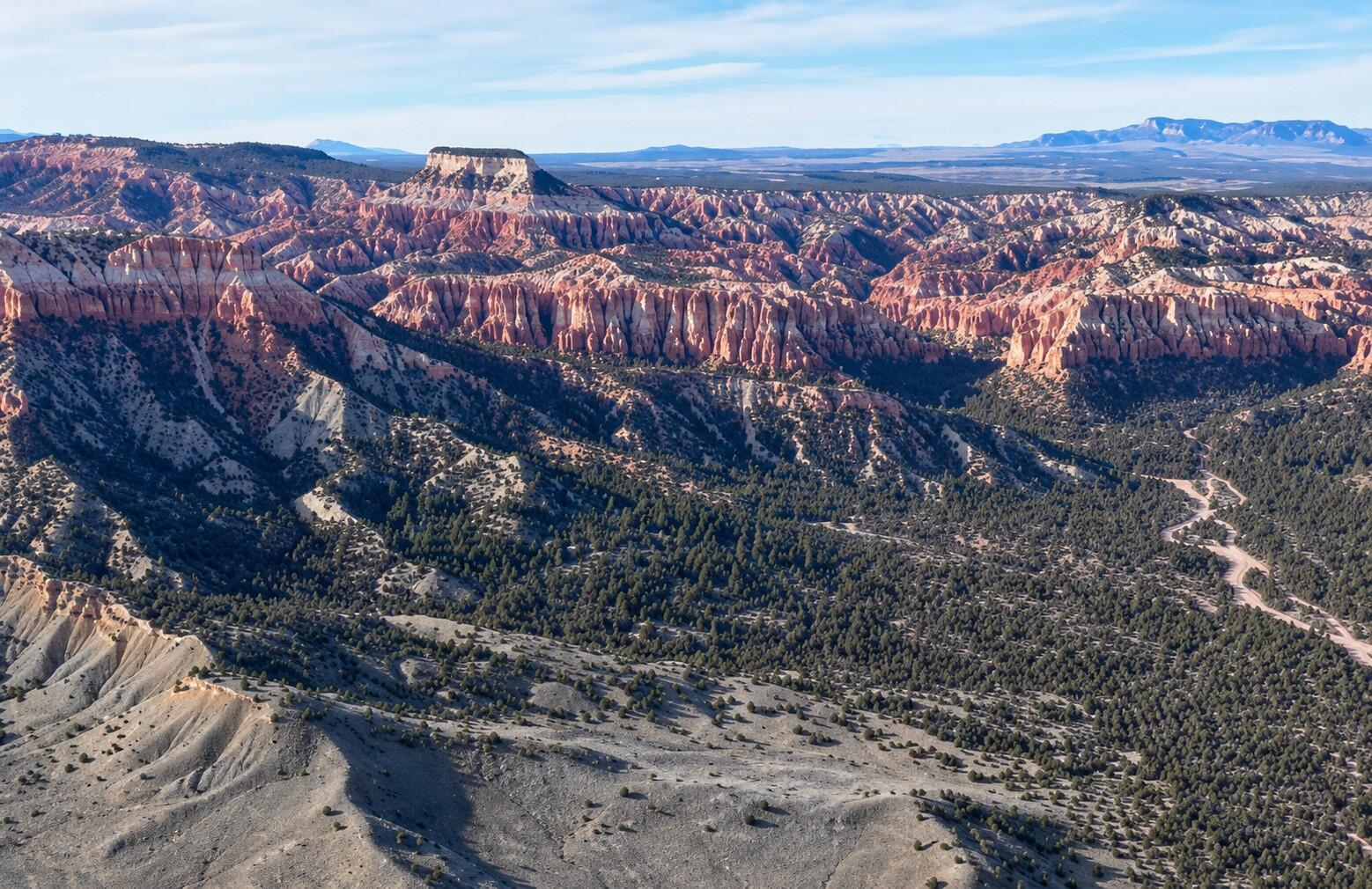 Bryce Way, Tropic, UT 84776