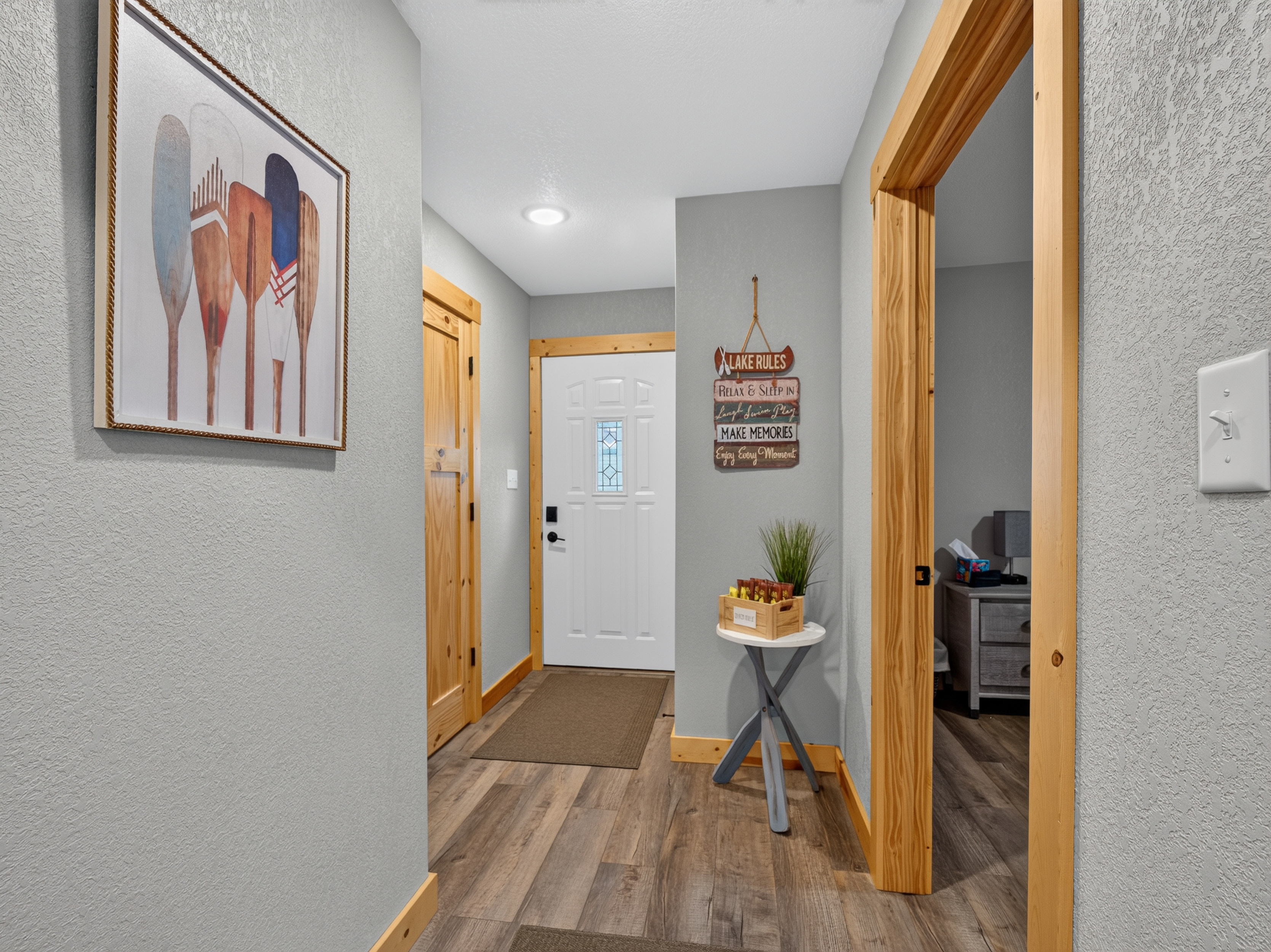  Beautifully Updated Waldron Lake Cottage - 物件實景