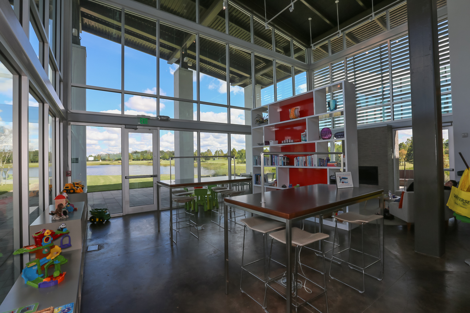 Apollo Beach, Florida, 33572, United States, 4 Bedrooms Bedrooms, ,4 BathroomsBathrooms,Residential,For Sale,1880481