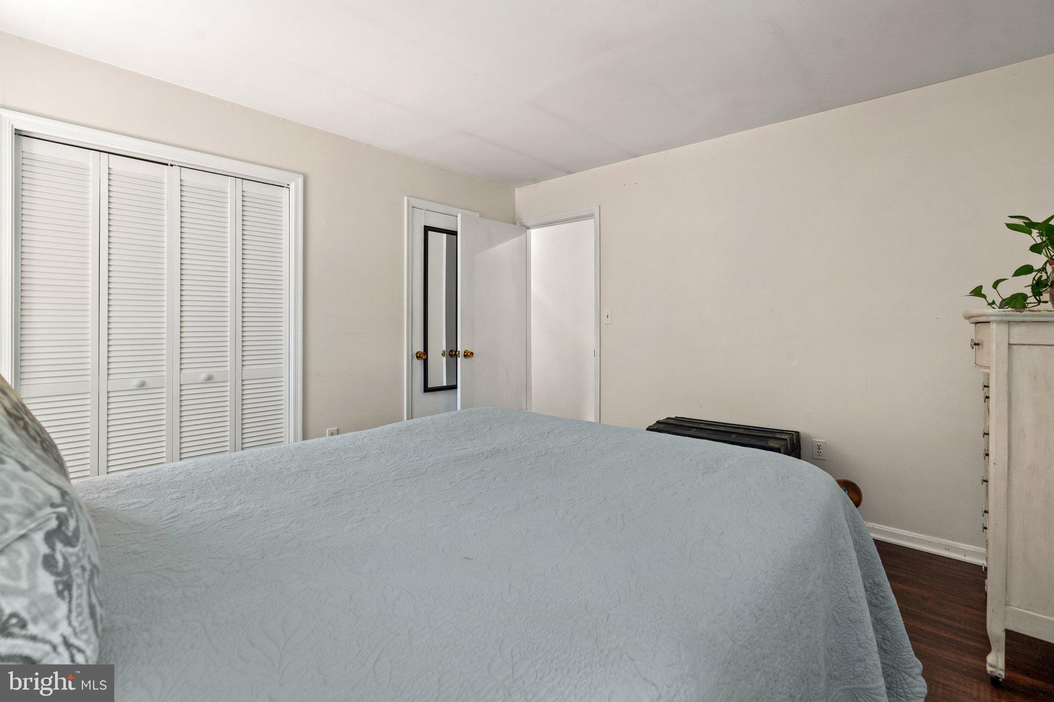 Warrenton, Virginia, 20187, United States, ,Residential,For Sale,1943108