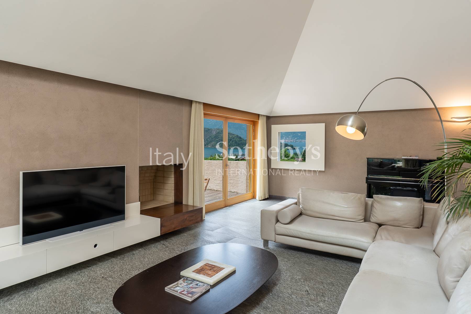  Prestigious villa with lake view and private park - 物件實景