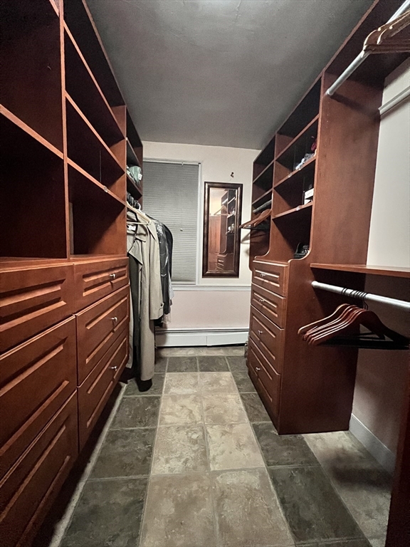 Attleboro, Massachusetts, 02703, United States, 5 Bedrooms Bedrooms, ,2 BathroomsBathrooms,Residential,For Sale,1983996