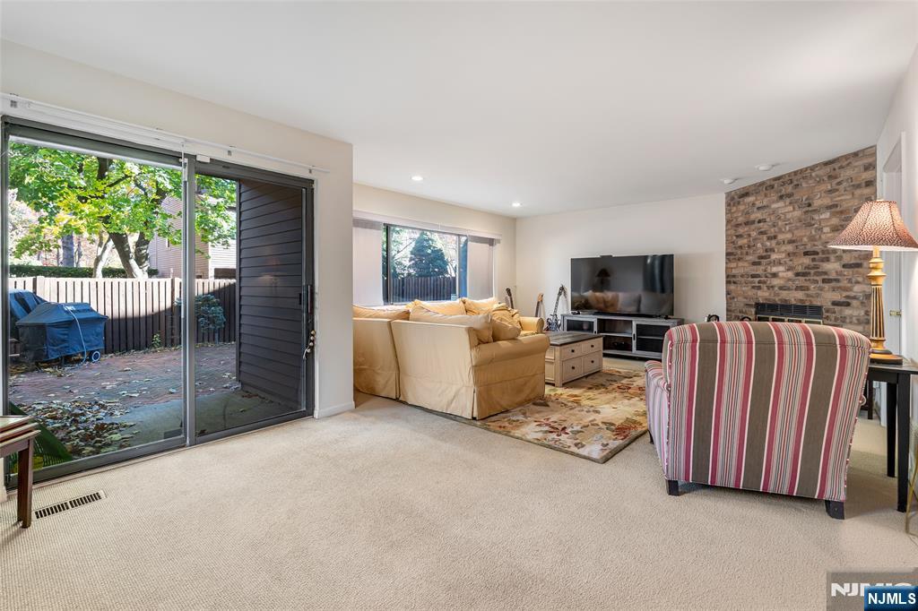 Twp of Washington, New Jersey, 07676, United States, 3 Bedrooms Bedrooms, ,3 BathroomsBathrooms,Residential,For Sale,1988270