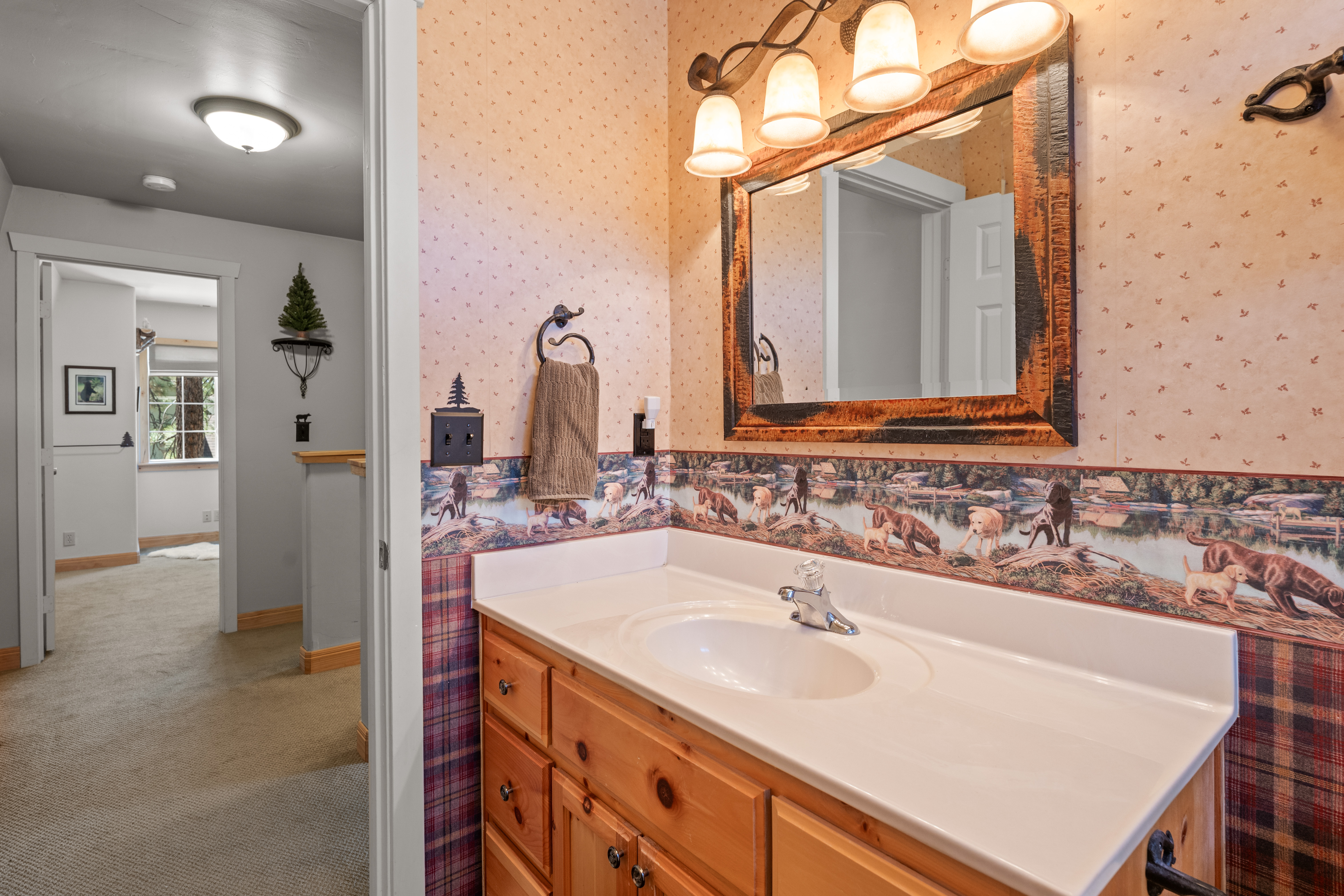  1099 Crags Lane, Fawnskin, CA 92333 - 物件實景