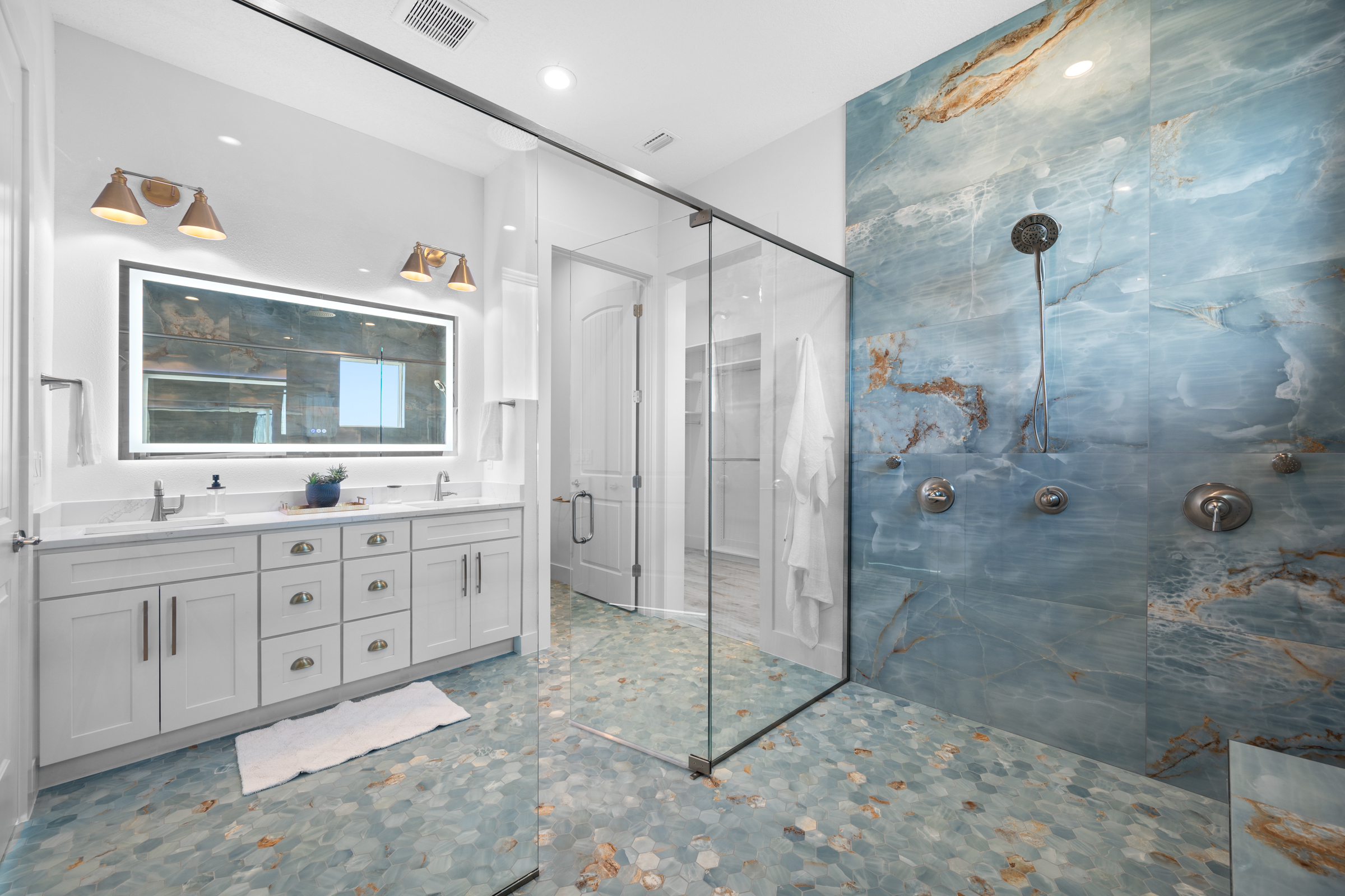 Treasure Island, Florida, 33706, United States, 6 Bedrooms Bedrooms, ,6 BathroomsBathrooms,Residential,For Sale,2032773