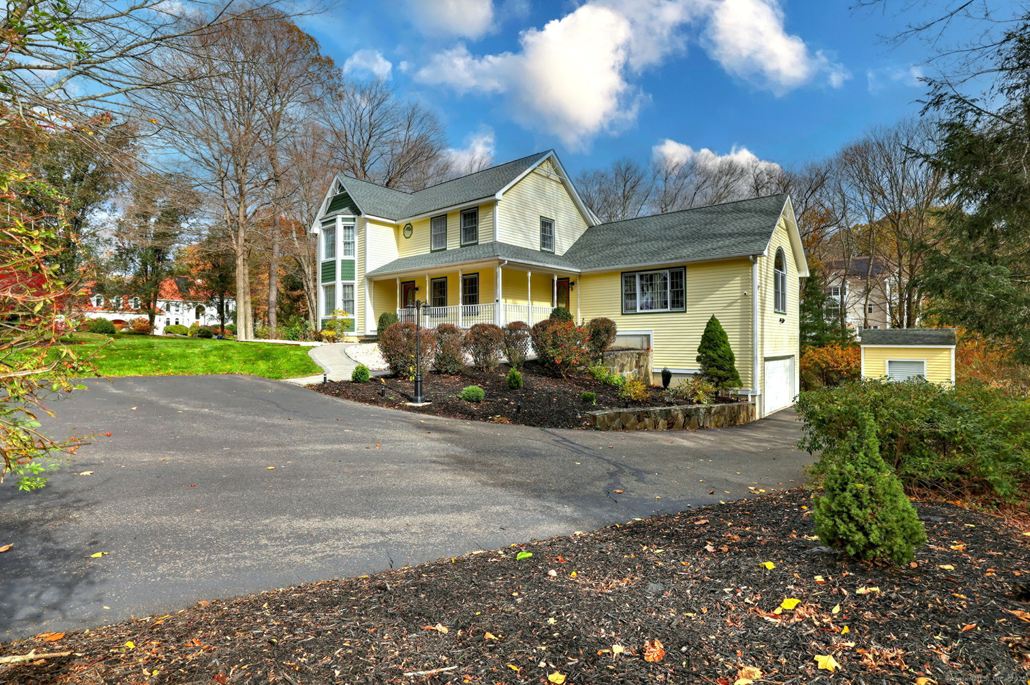 Orange, Connecticut, 06477, United States, 4 Bedrooms Bedrooms, ,4 BathroomsBathrooms,Residential,For Sale,1987664