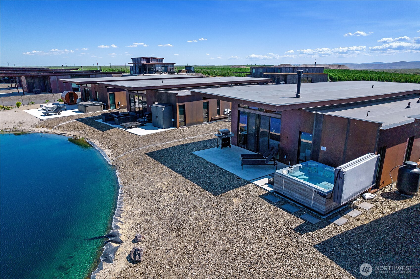 Quincy, Washington, 98848, United States, 2 Bedrooms Bedrooms, ,1 BathroomBathrooms,Residential,For Sale,2003117