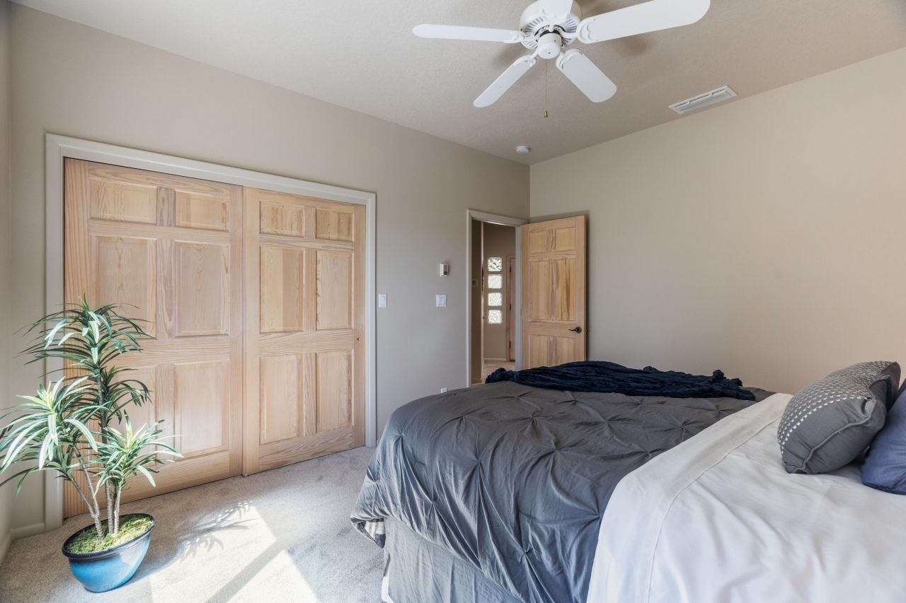 Sandia Park, New Mexico, 87047, United States, 2 Bedrooms Bedrooms, ,3 BathroomsBathrooms,Residential,For Sale,2003021