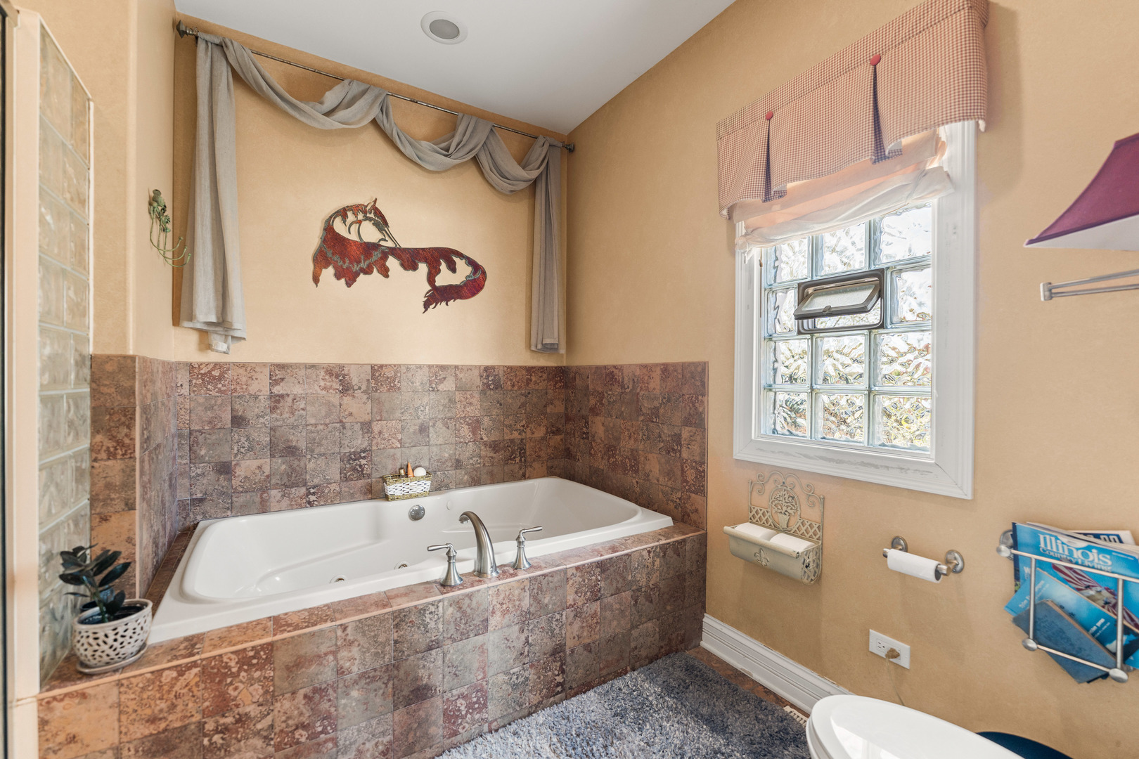 Sheridan, Illinois, 60551, United States, 3 Bedrooms Bedrooms, ,2 BathroomsBathrooms,Residential,For Sale,1994761