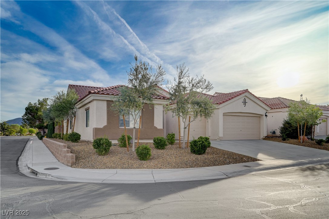 Las Vegas, Nevada, 89141, United States, 3 Bedrooms Bedrooms, ,3 BathroomsBathrooms,Residential,For Sale,1988947