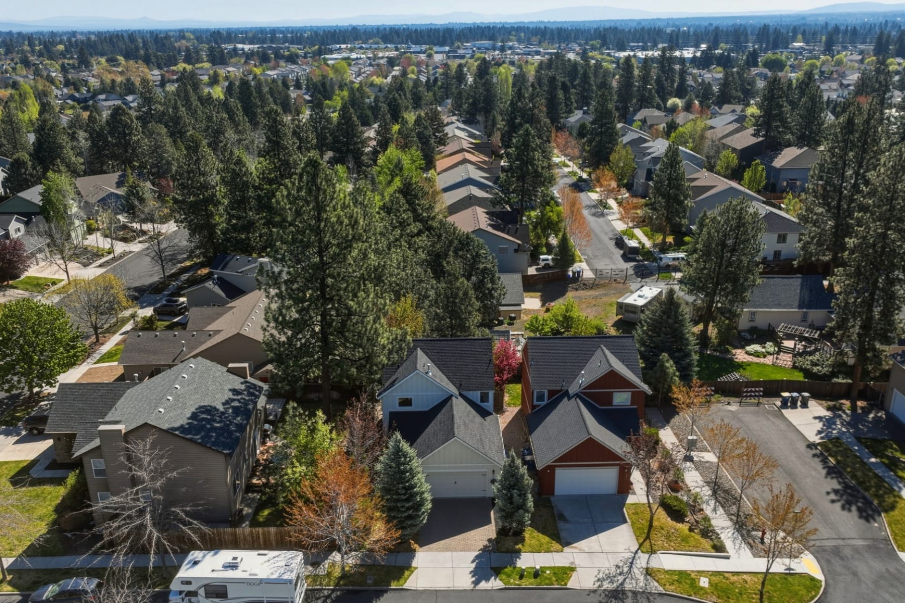  19827 Powers Road Bend, OR 97702 - 物件實景