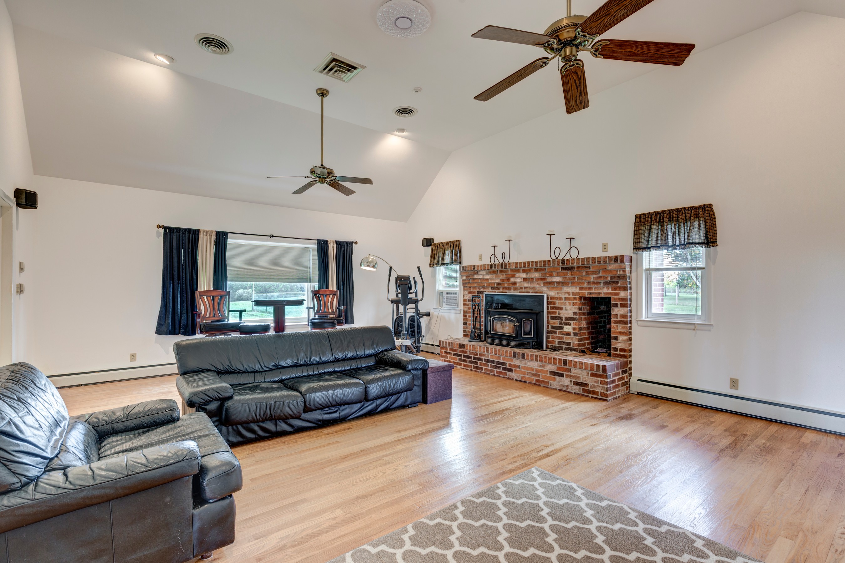  NONE AVAILABLE - 物件實景