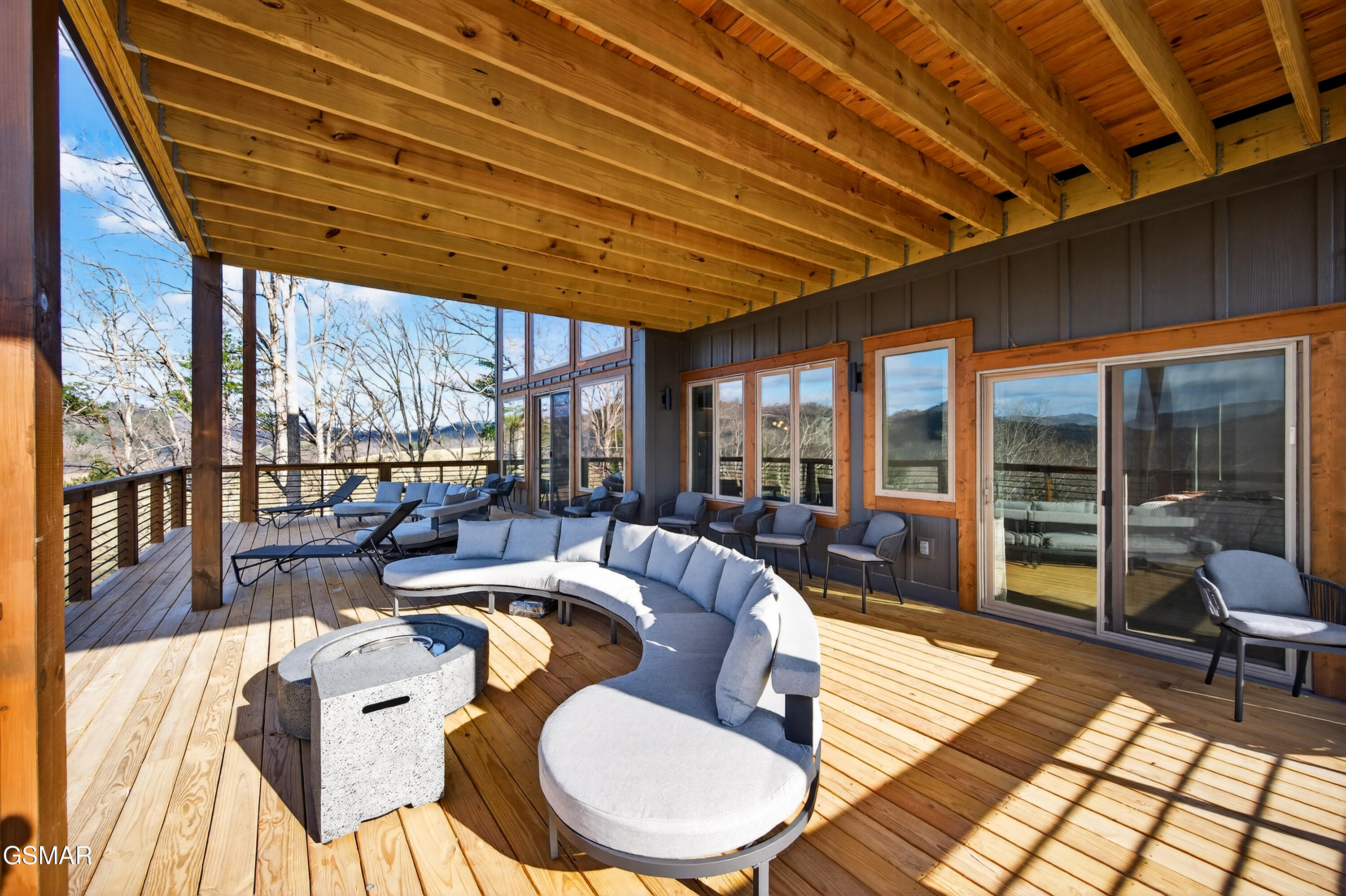 Sevierville, Tennessee, 37862, United States, 5 Bedrooms Bedrooms, ,7 BathroomsBathrooms,Residential,For Sale,2008149