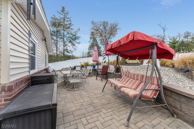 Readington Twp., New Jersey, 08833, United States, 3 Bedrooms Bedrooms, ,3 BathroomsBathrooms,Residential,For Sale,1989255