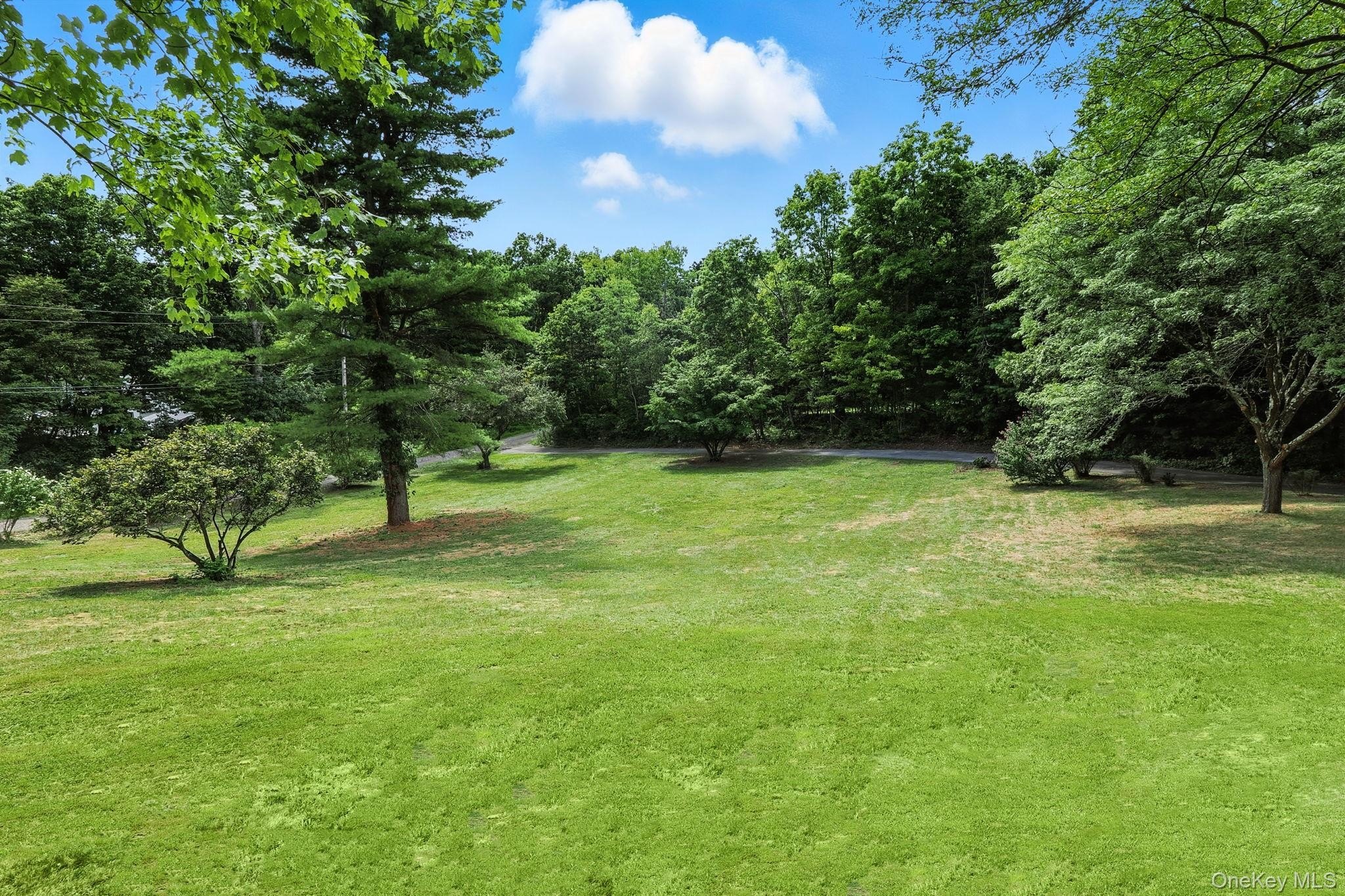 Red Hook, New York, 12571, United States, 5 Bedrooms Bedrooms, ,4 BathroomsBathrooms,Residential,For Sale,1978278