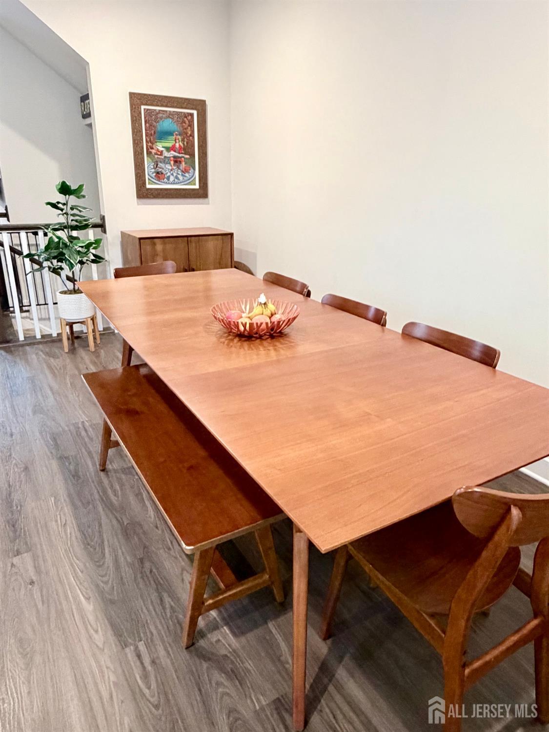 Parlin, New Jersey, 08859, United States, 3 Bedrooms Bedrooms, ,3 BathroomsBathrooms,Residential,For Sale,2012044