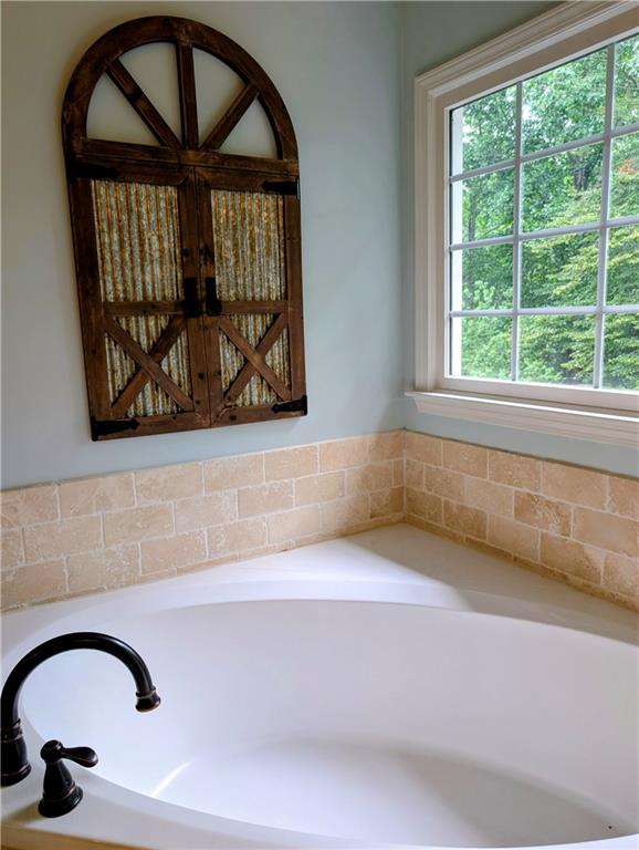 Suwanee, Georgia, 30024, United States, 5 Bedrooms Bedrooms, ,4 BathroomsBathrooms,Residential,For Sale,1873218