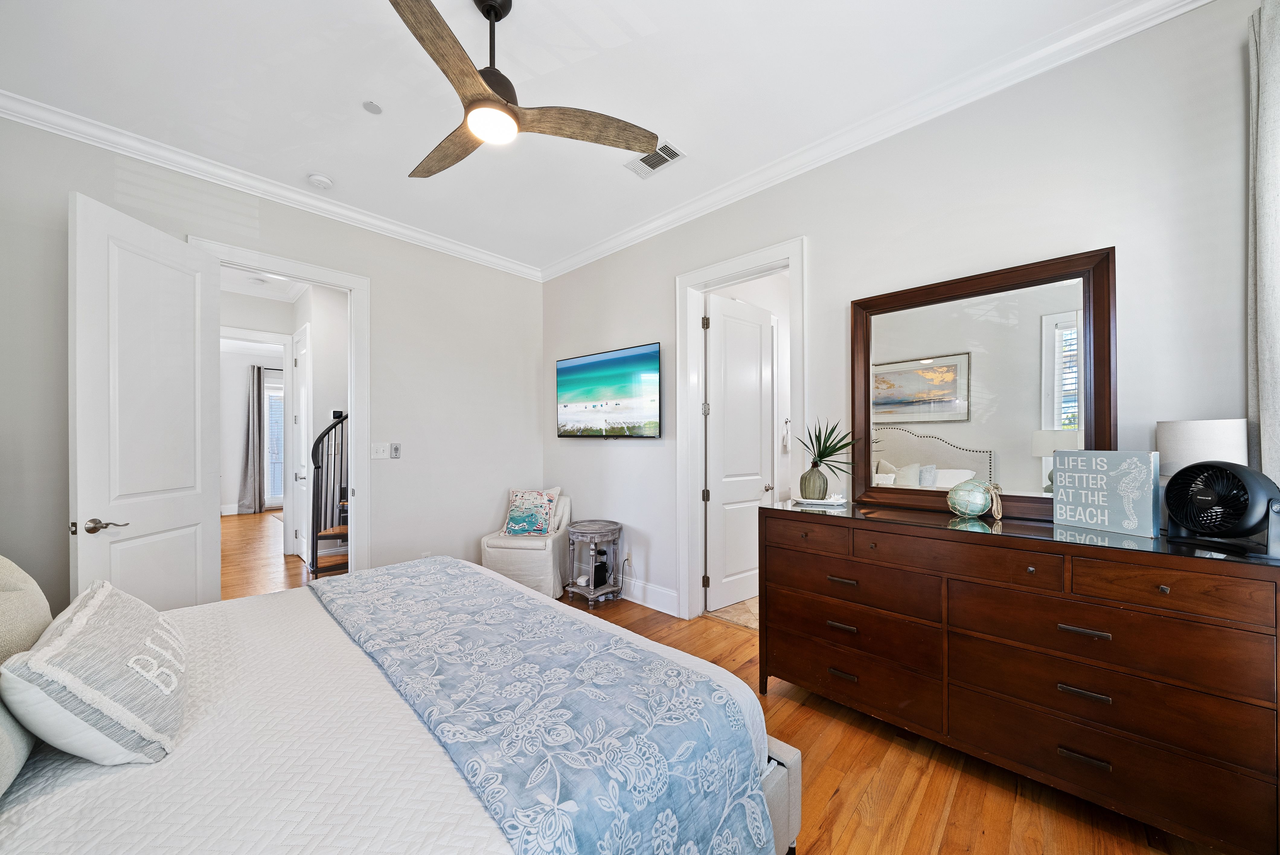  Remodeled End-Unit Townhome With gulf Views And Rooftop Retreat - 物件實景