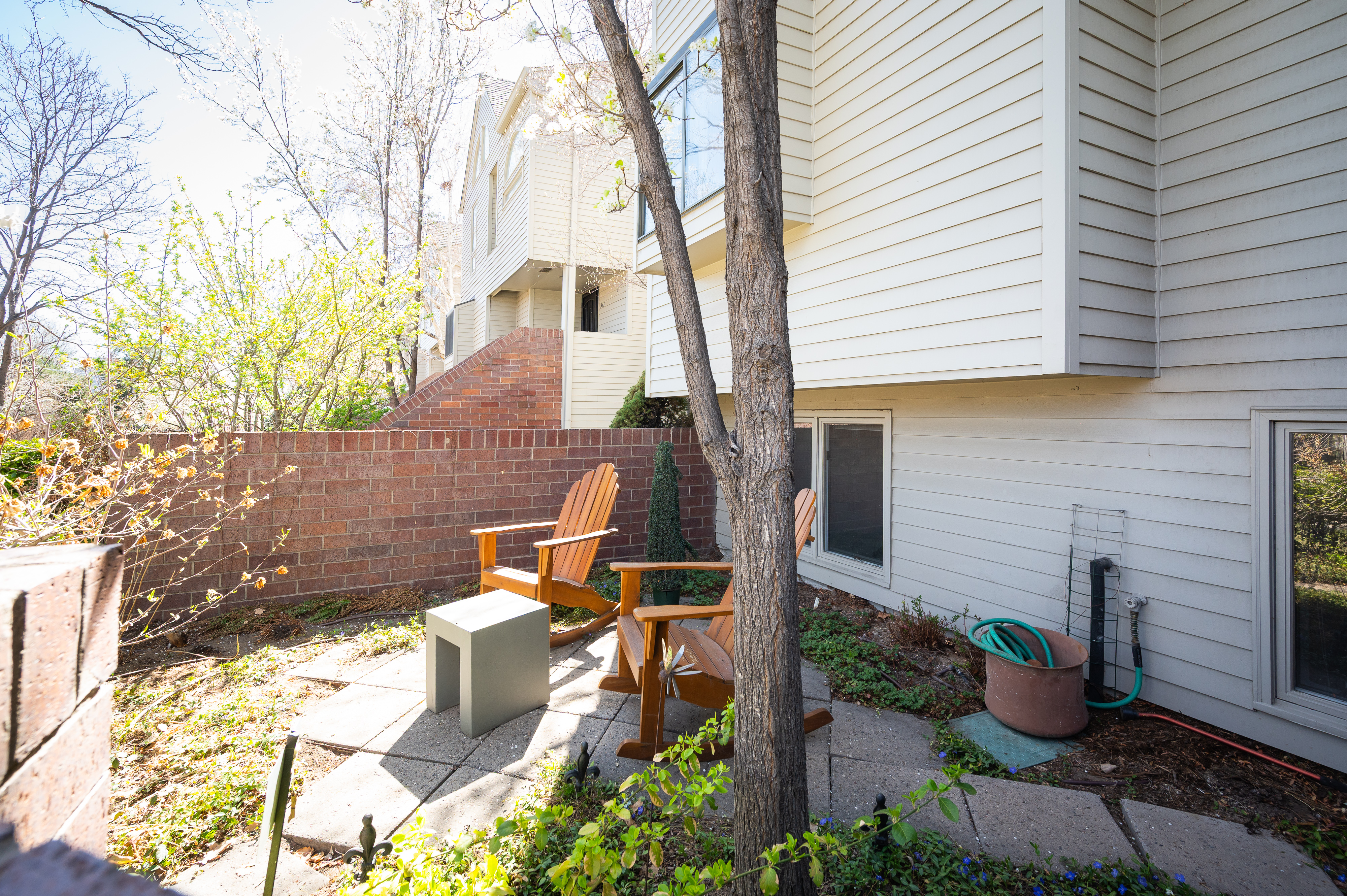  Sun-Drenched Residence With Modern Indoor Outdoor Living - 物件實景