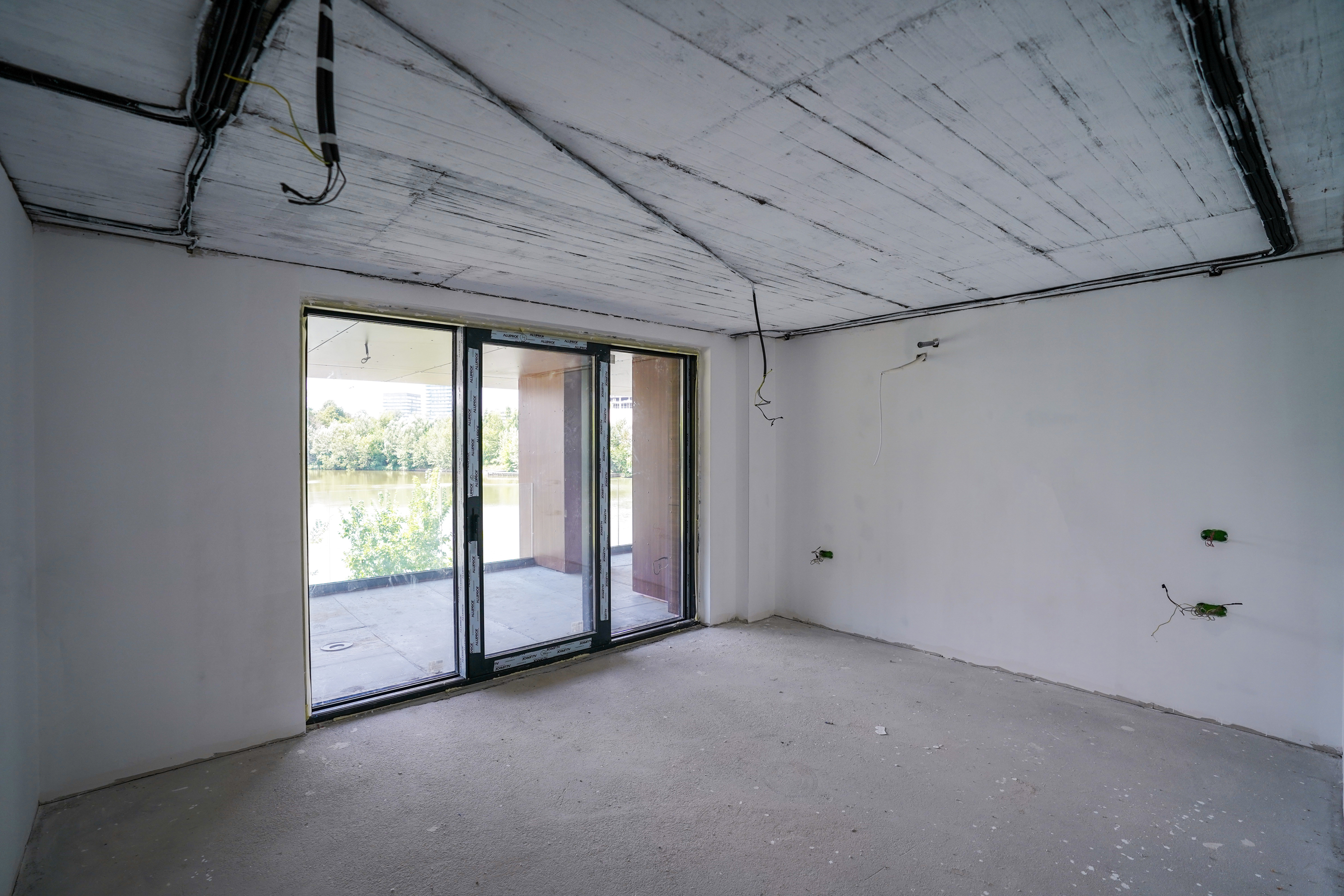  Seven-Room Waterfront Apartment Directly at Lake Level on Lake Floreasca - 物件實景