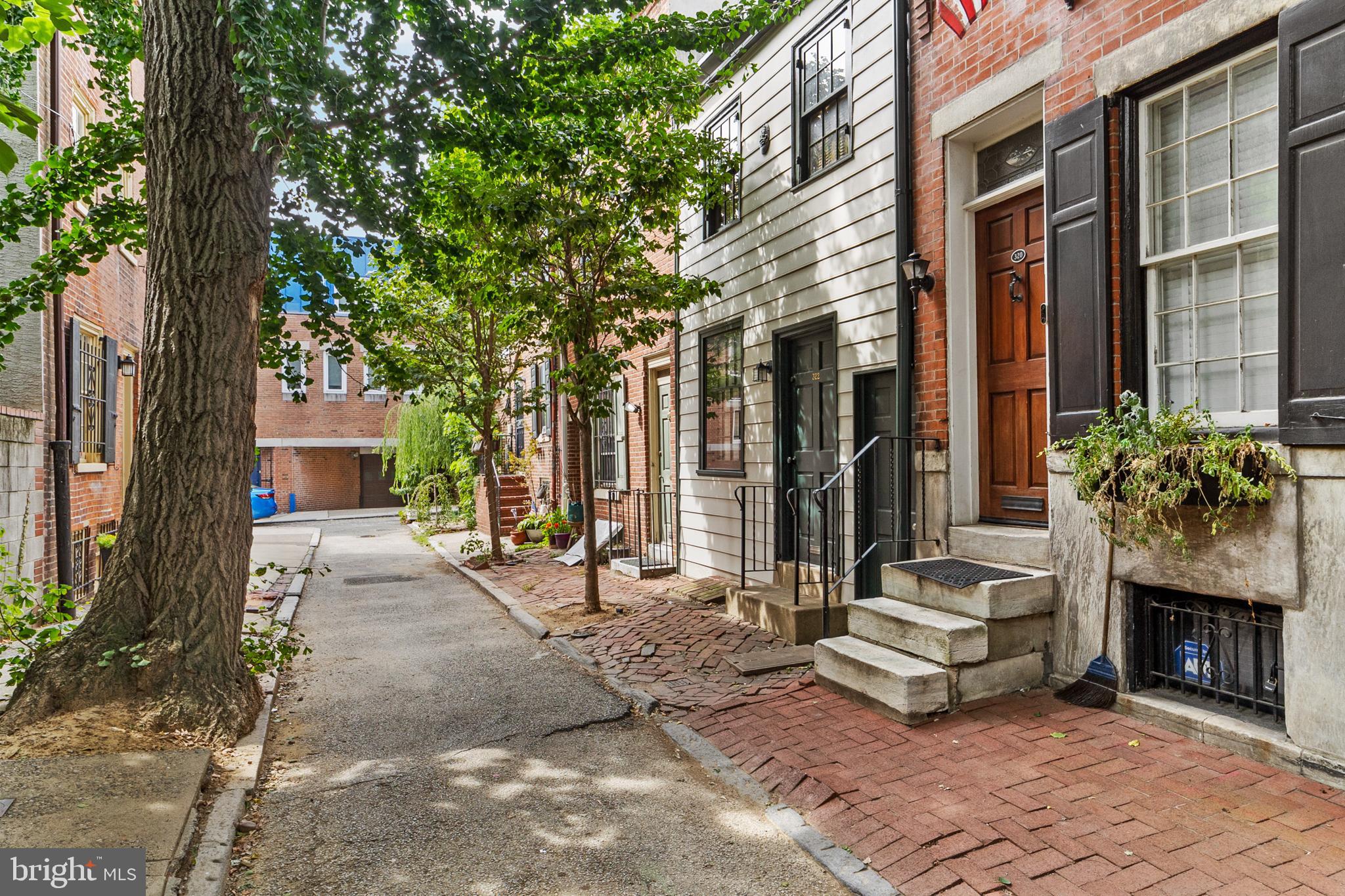 PHILADELPHIA, Pennsylvania, 19107, United States, 3 Bedrooms Bedrooms, ,3 BathroomsBathrooms,Residential,For Sale,1989862