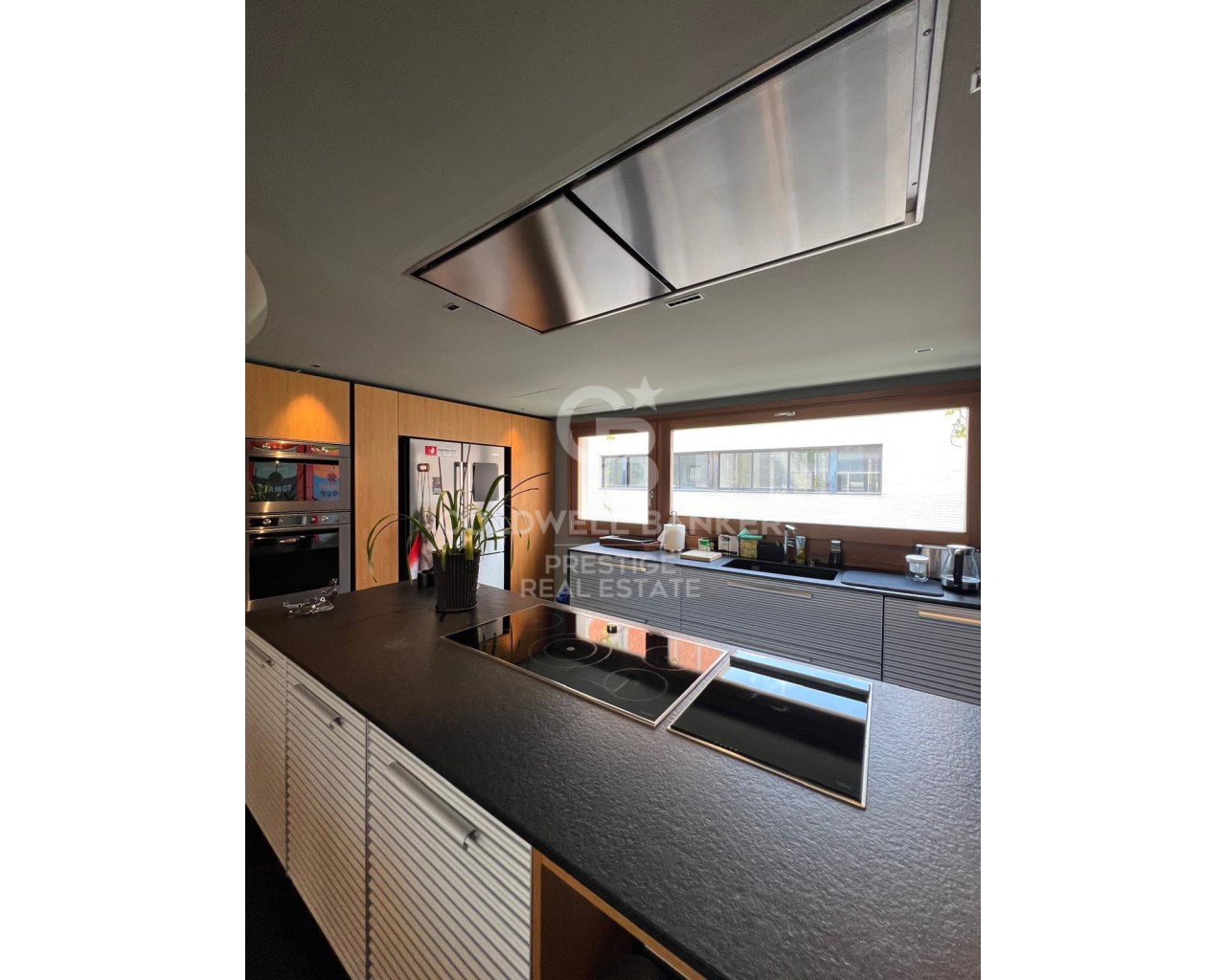 Barcelona, Catalonia, ES, 4 Bedrooms Bedrooms, ,4 BathroomsBathrooms,Residential,For Sale,1792768