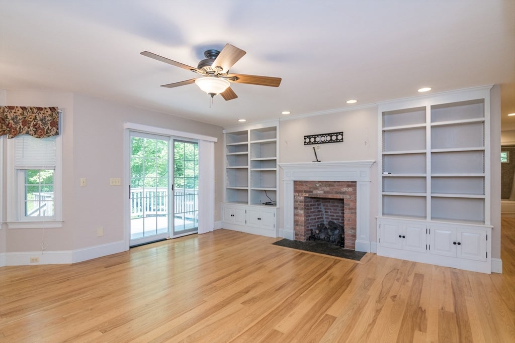 Bernardston, Massachusetts, 01337, United States, 3 Bedrooms Bedrooms, ,3 BathroomsBathrooms,Residential,For Sale,1912455