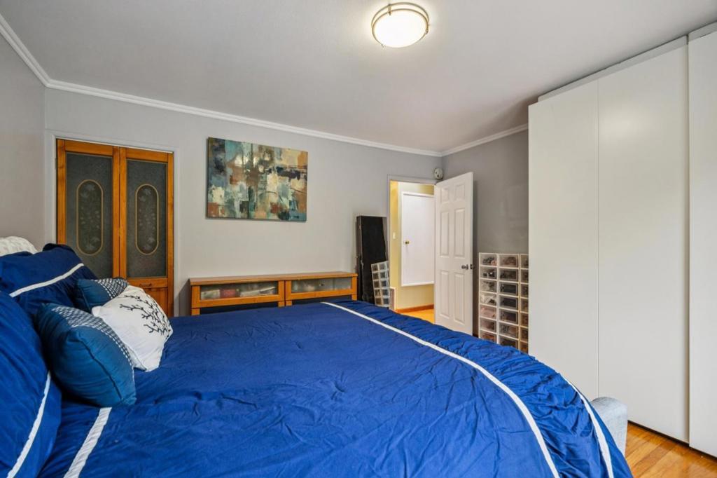 Daly City, California, 94015, United States, 5 Bedrooms Bedrooms, ,2 BathroomsBathrooms,Residential,For Sale,2010788