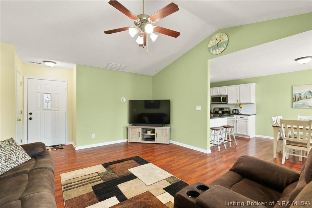 Savannah Nicole Rd, Jeffersonville, IN 47130 #1