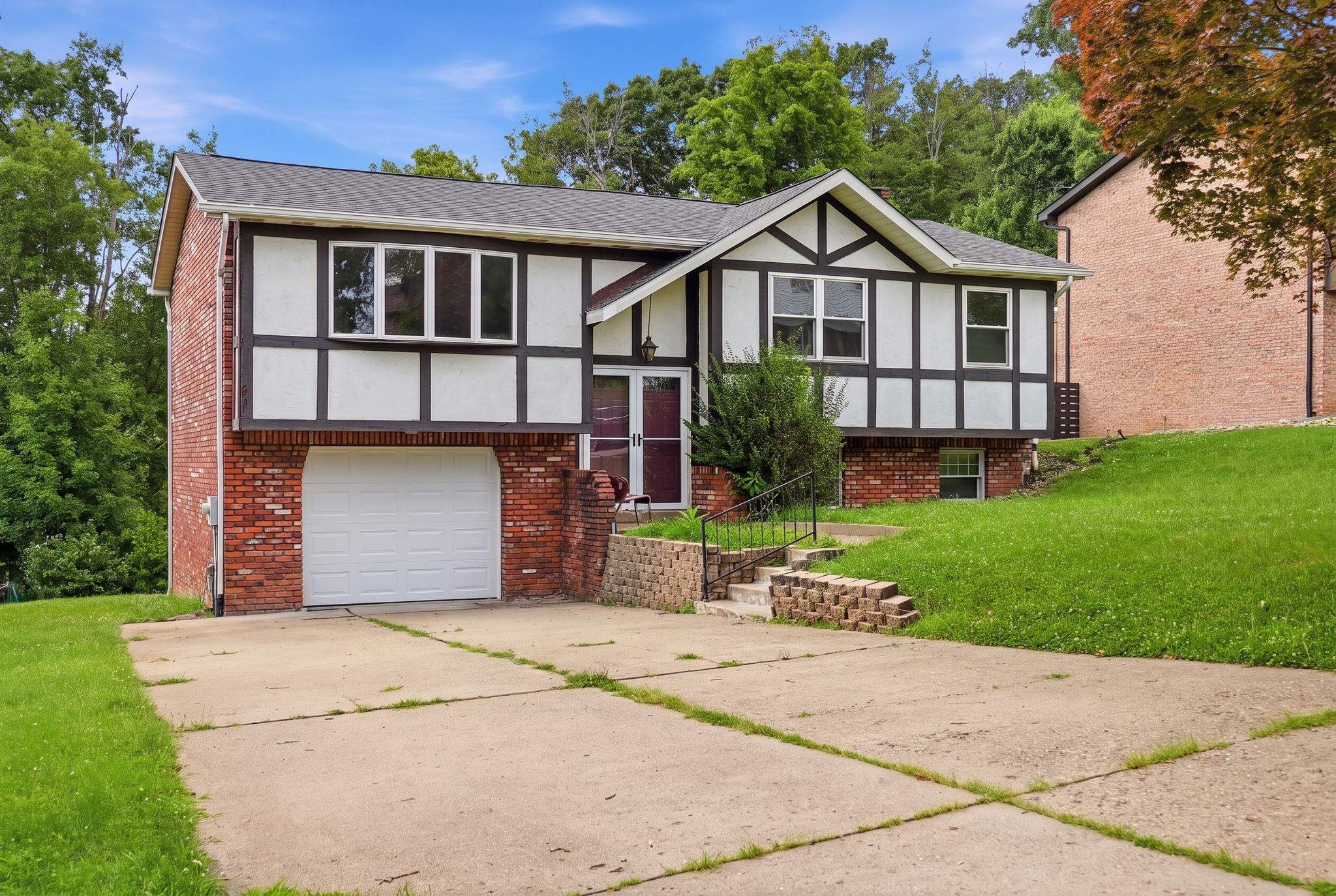  145 Karen Drive, Elizabeth, PA 15037 - 物件實景