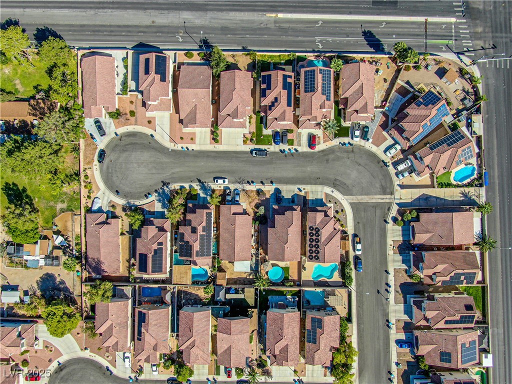 Las Vegas, Nevada, 89129, United States, 4 Bedrooms Bedrooms, ,3 BathroomsBathrooms,Residential,For Sale,1958001