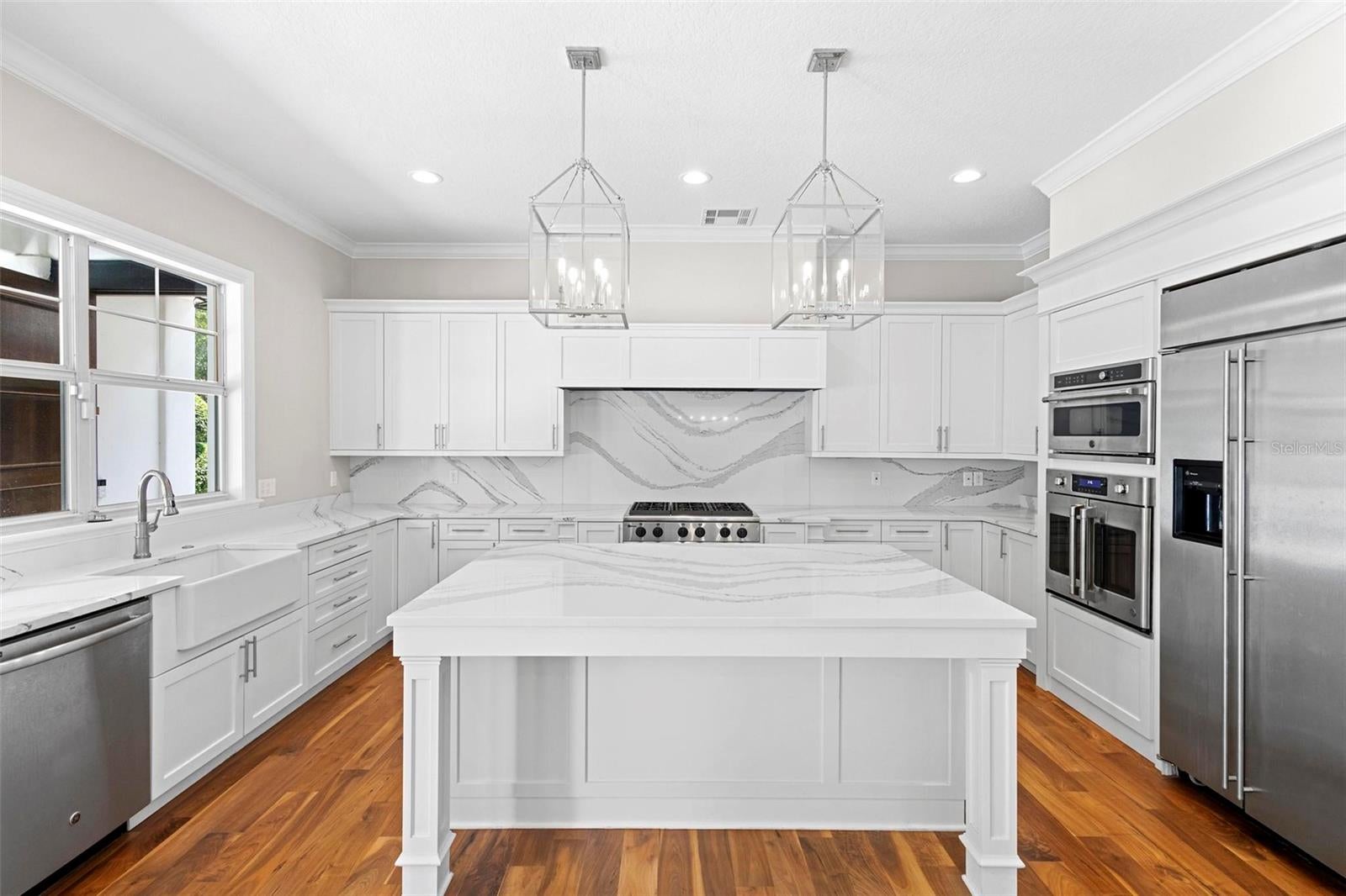 ORLANDO, Florida, 32827, United States, 3 Bedrooms Bedrooms, ,5 BathroomsBathrooms,Residential,For Sale,1825170