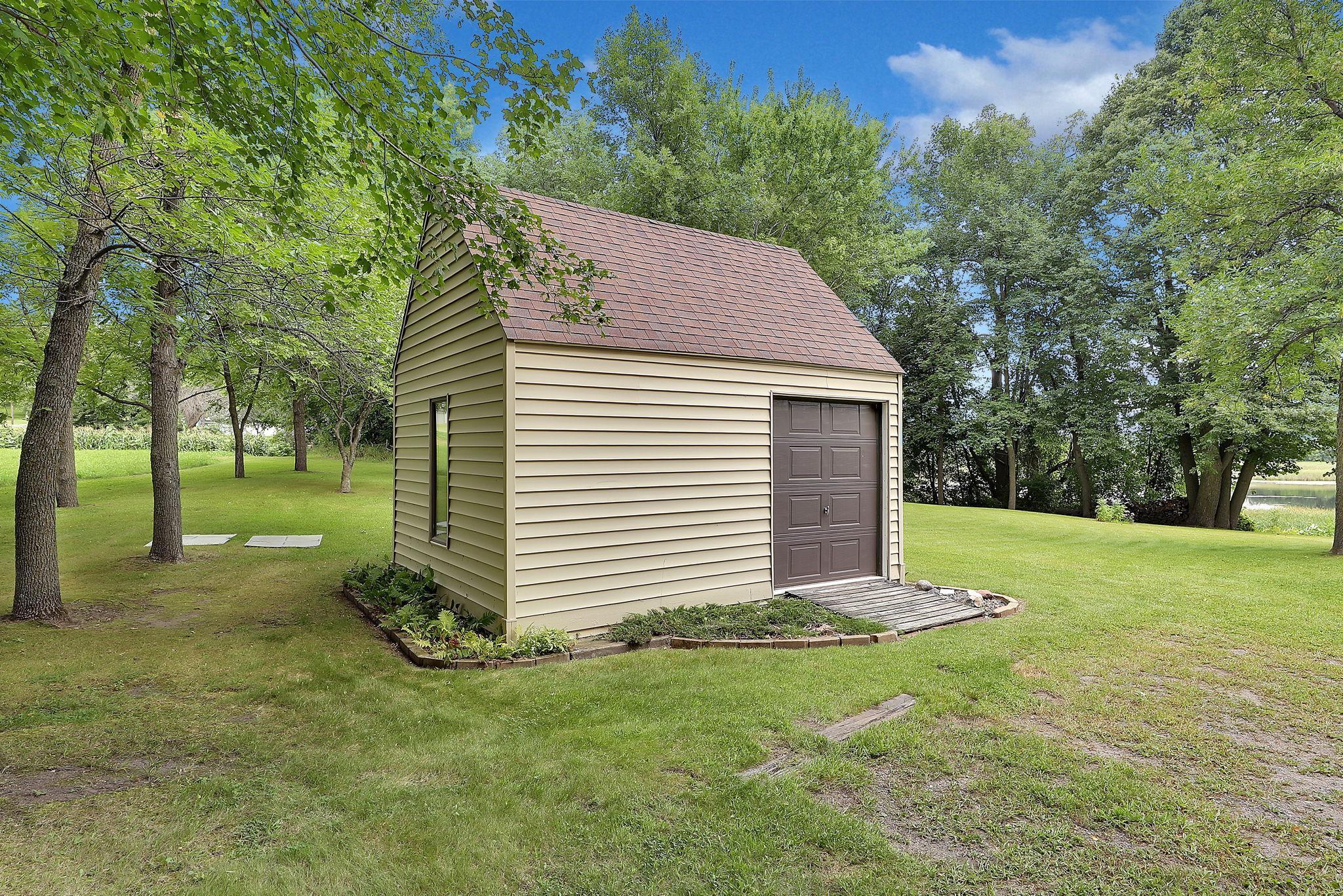 Avon Twp, Minnesota, 56307, United States, 4 Bedrooms Bedrooms, ,1 BathroomBathrooms,Residential,For Sale,1934692