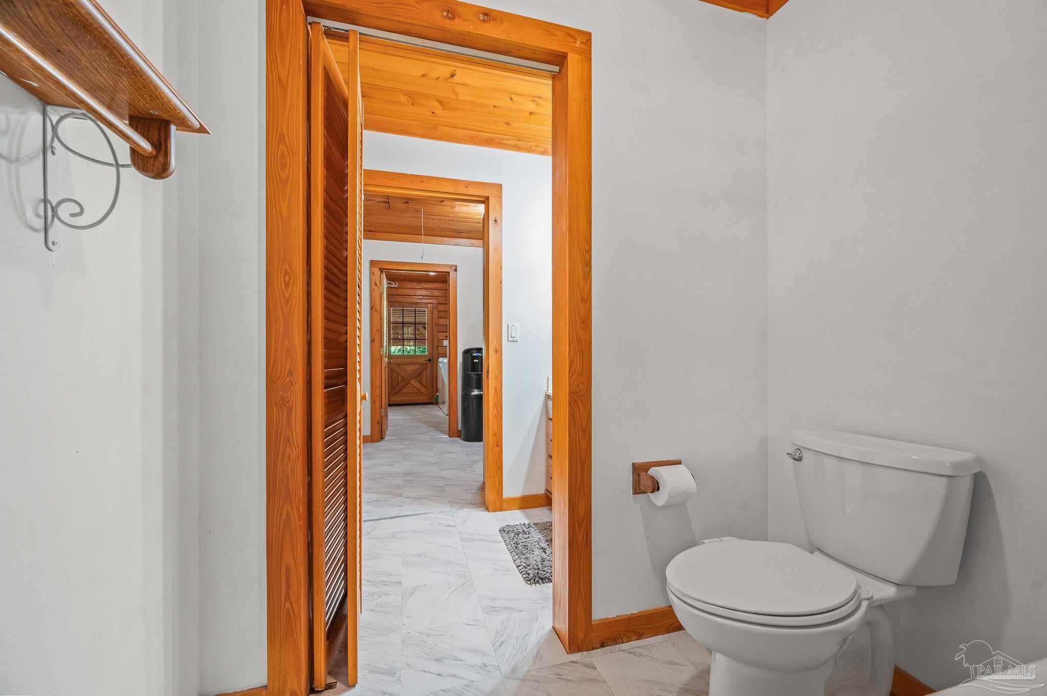 Molino, Florida, 32577, United States, 4 Bedrooms Bedrooms, ,3 BathroomsBathrooms,Residential,For Sale,1876750