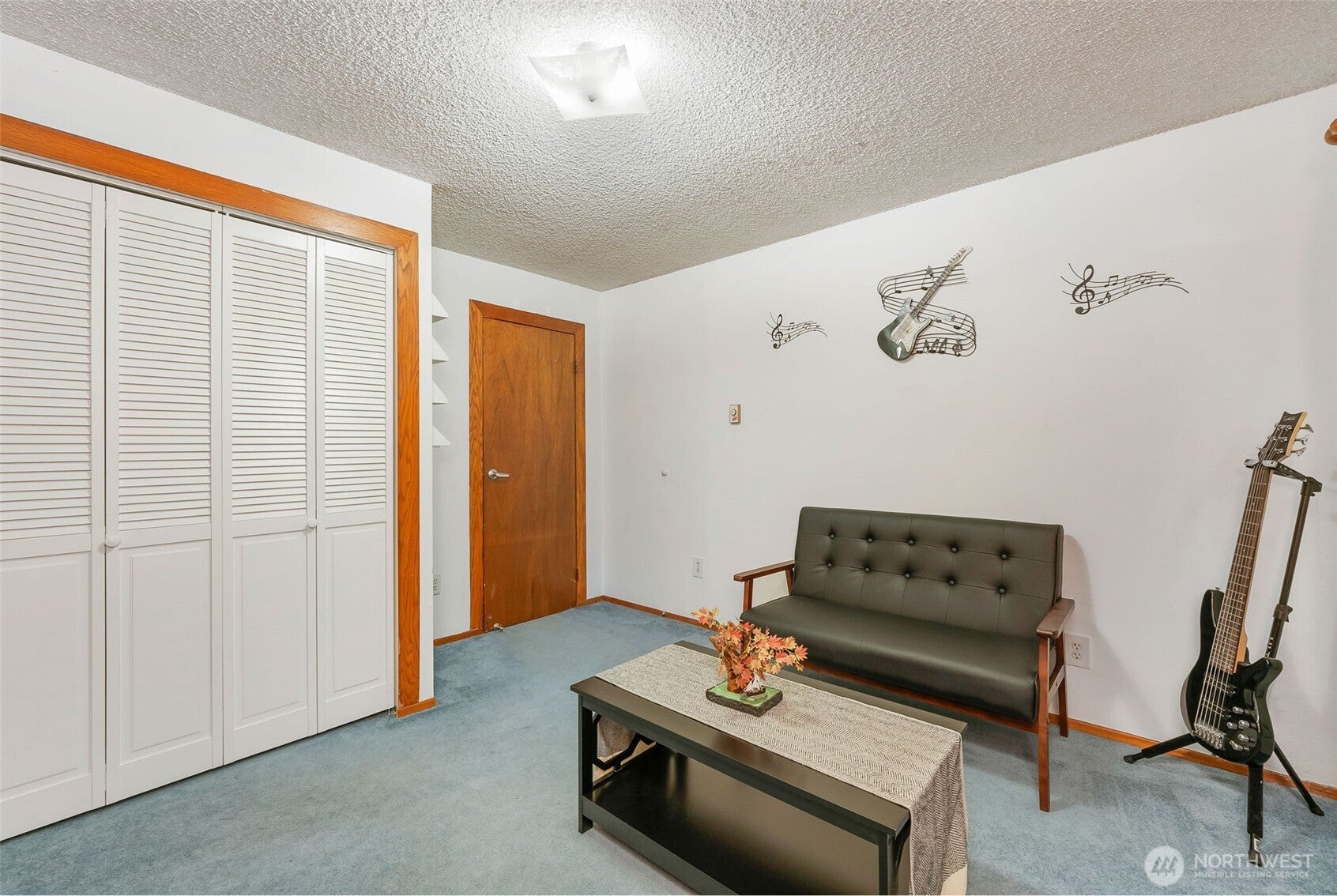 Port Orchard, Washington, 98367, United States, 3 Bedrooms Bedrooms, ,1 BathroomBathrooms,Residential,For Sale,1804600