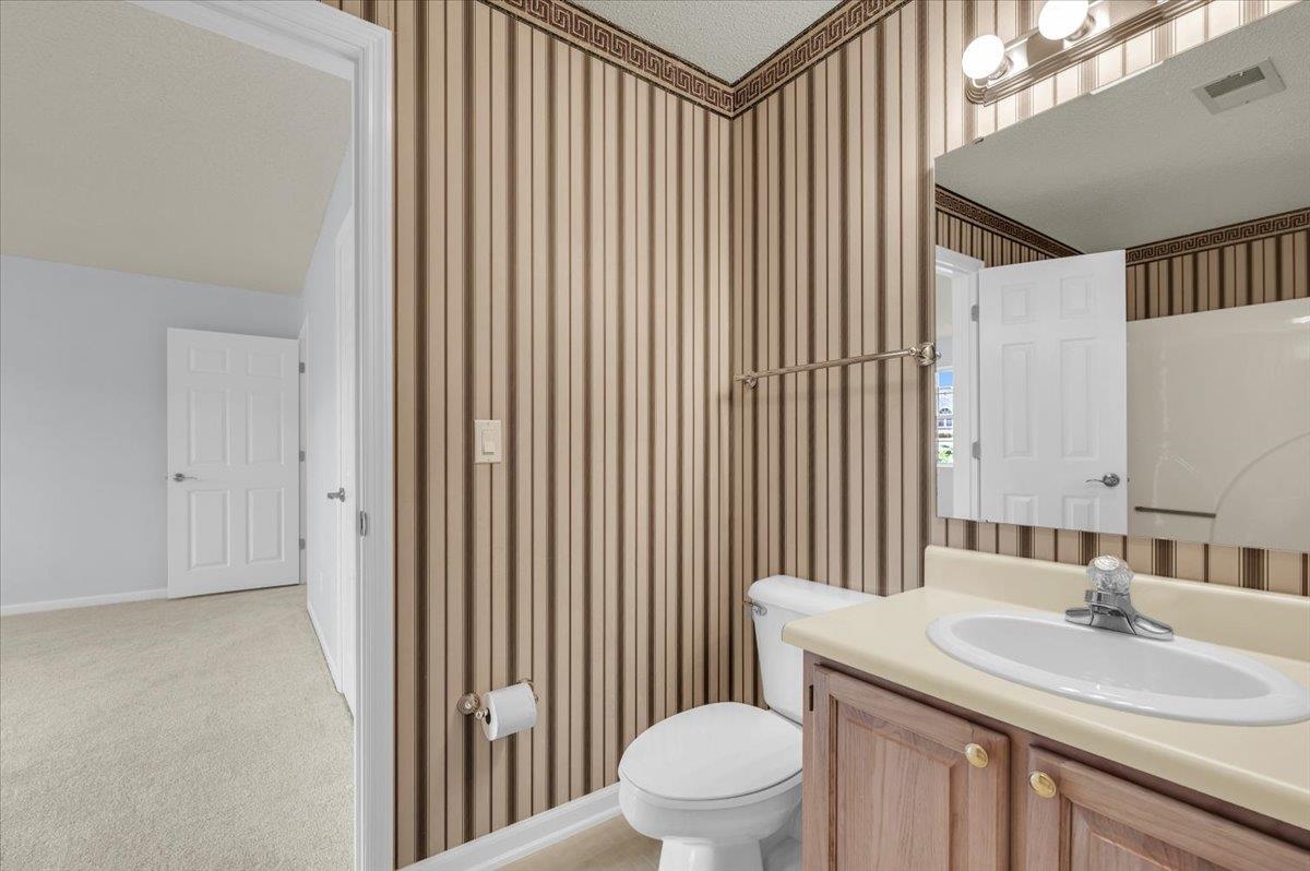 Moore, South Carolina, 29369, United States, 5 Bedrooms Bedrooms, ,4 BathroomsBathrooms,Residential,For Sale,2010805